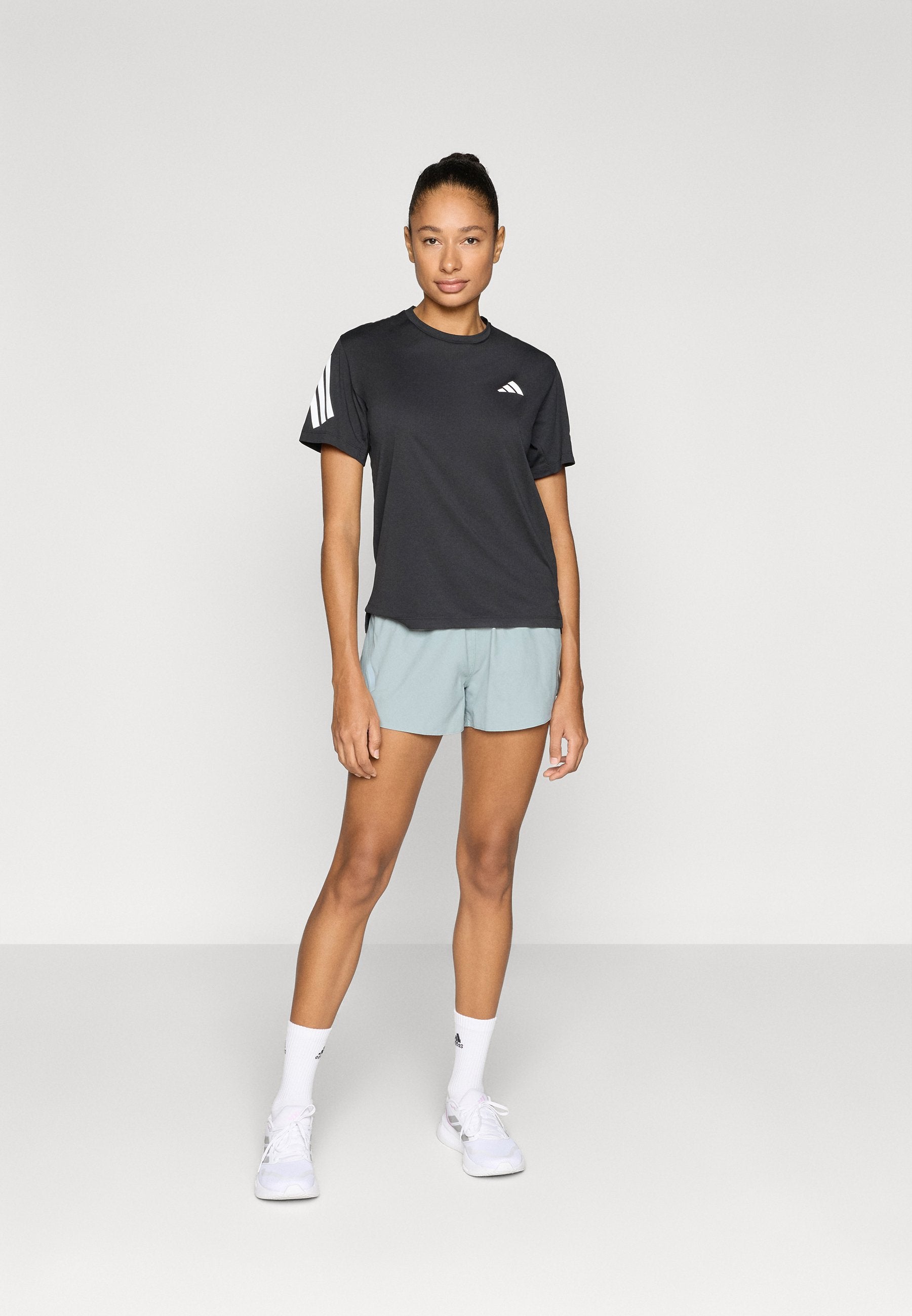 ADI365 - Sports shorts - sage