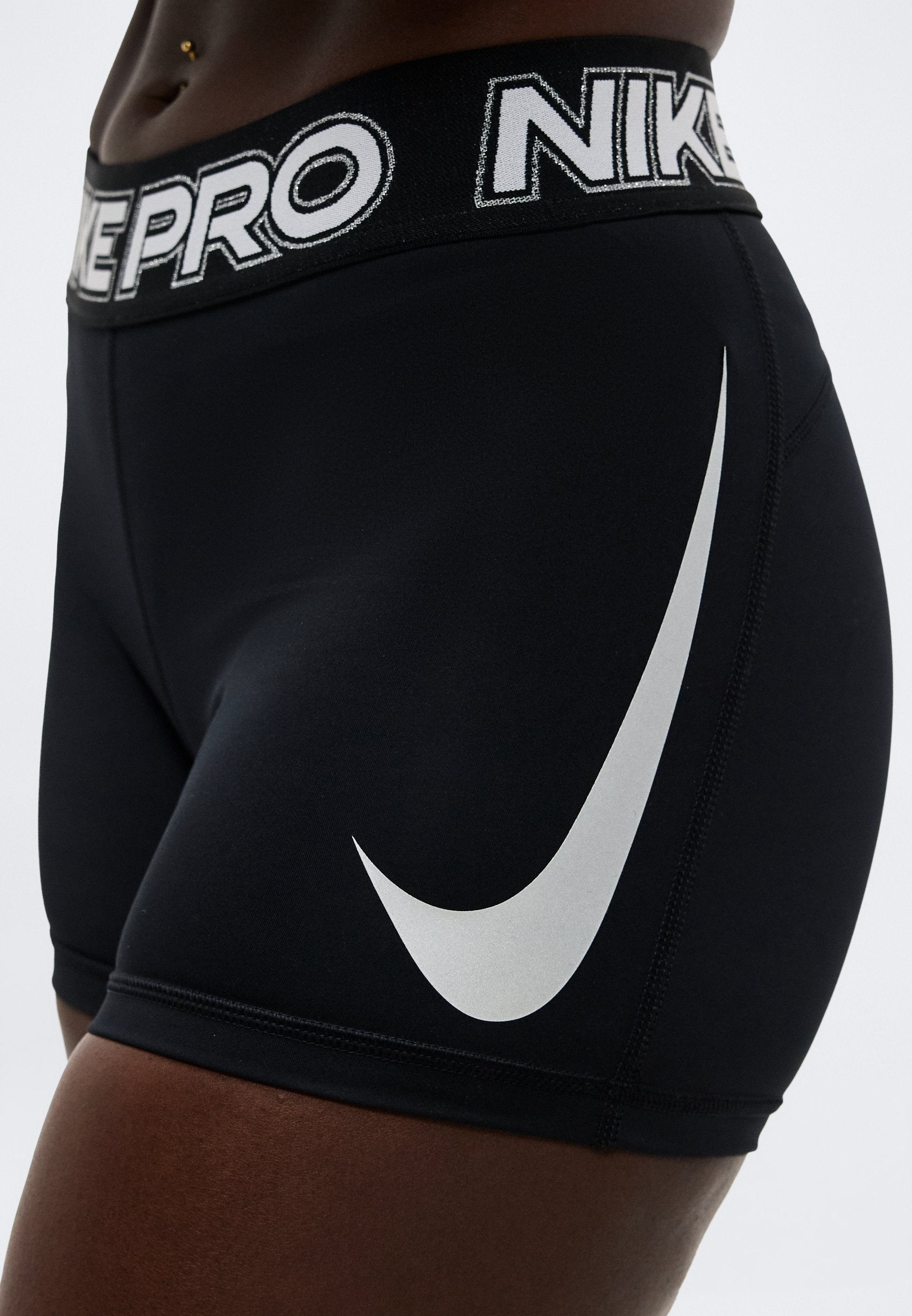 365 SHORT - Leggings - black/white/metallic silver-coloured