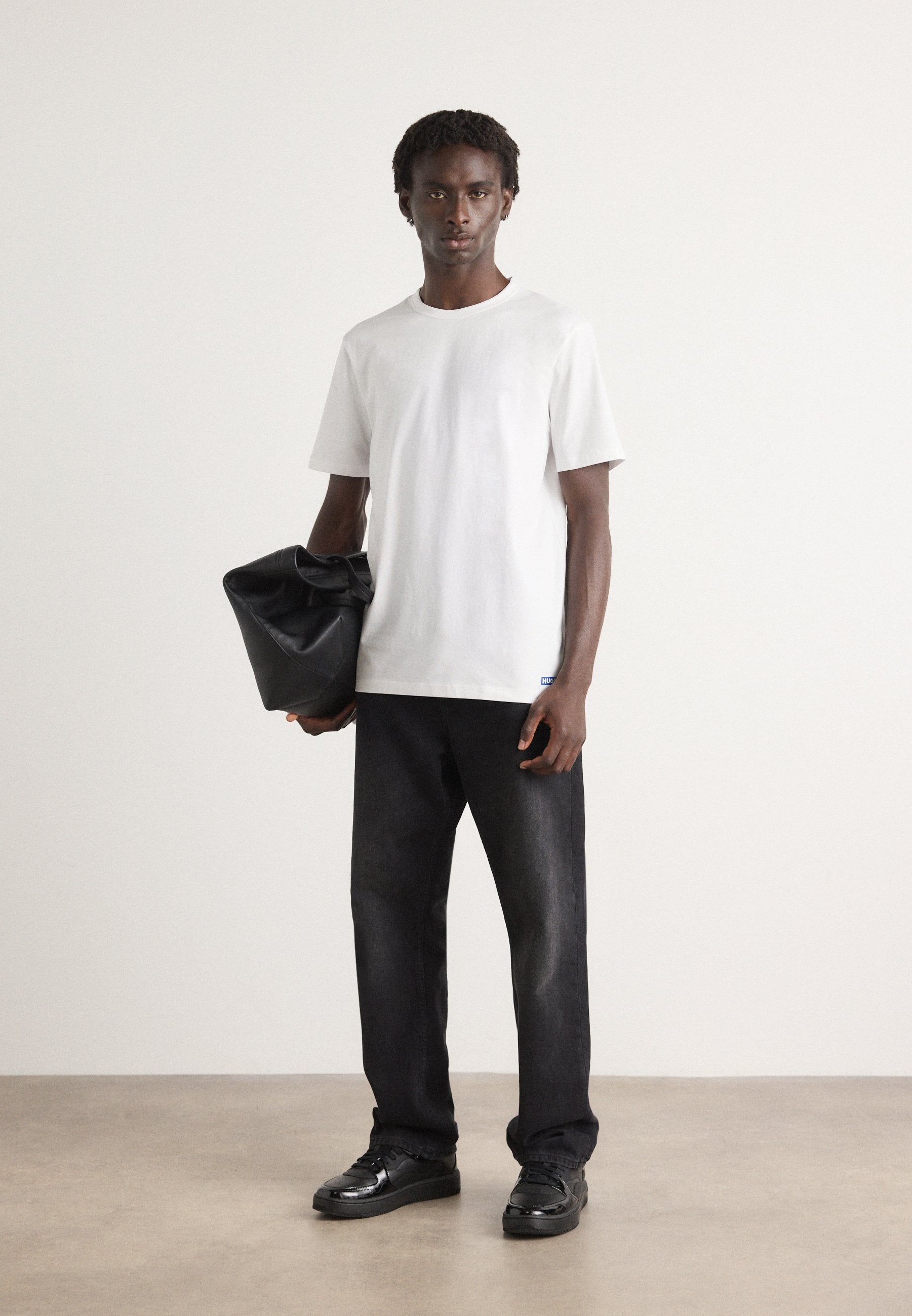 NAOLO 2 PACK - Basic T-shirt - white/black
