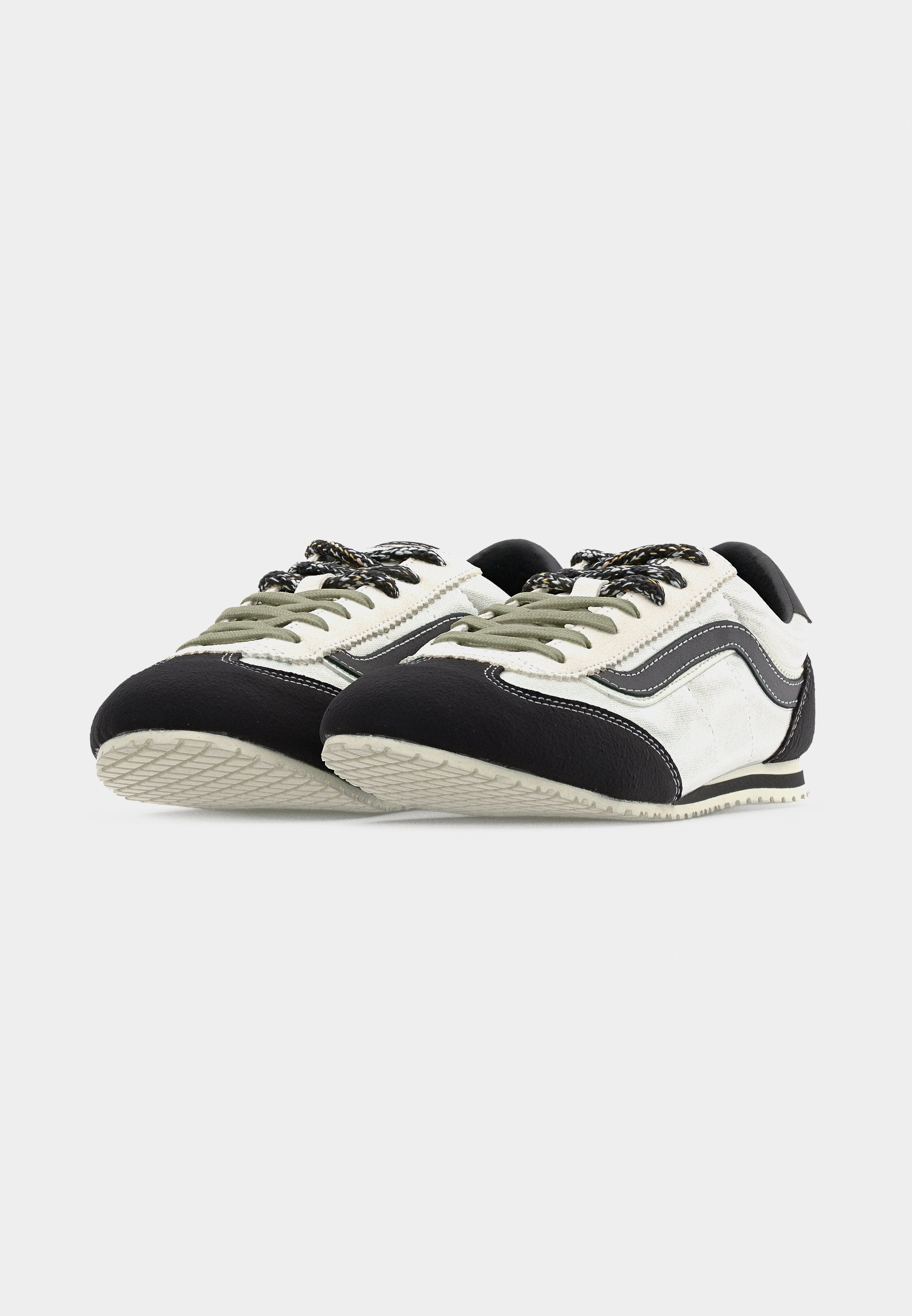 SUPER LOWPRO - Trainers - black/silver