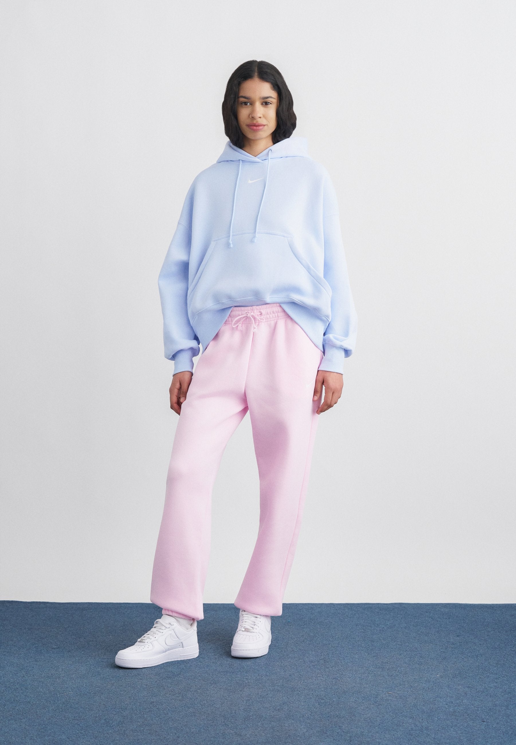 SWEAT À CAPUCHE - Sweat à capuche - bleu hydrogène voile