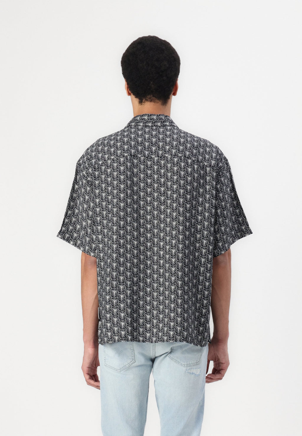 Resort Wide Fit - Shirt - black