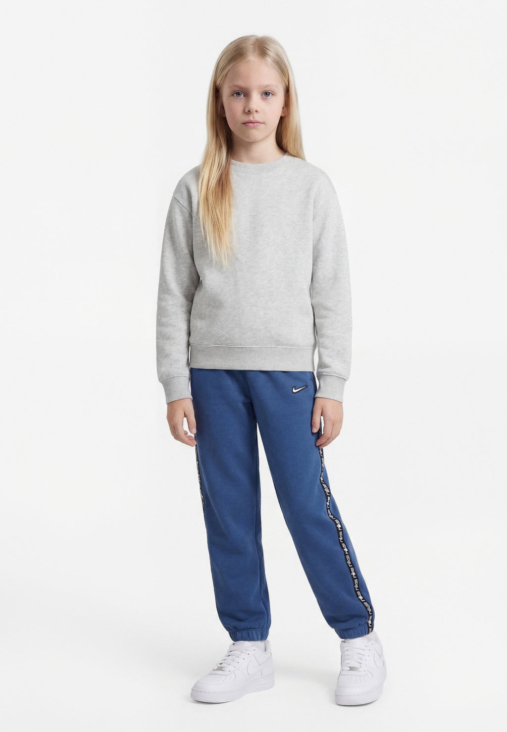 PANT DANCE - Tracksuit bottoms - mystic navy