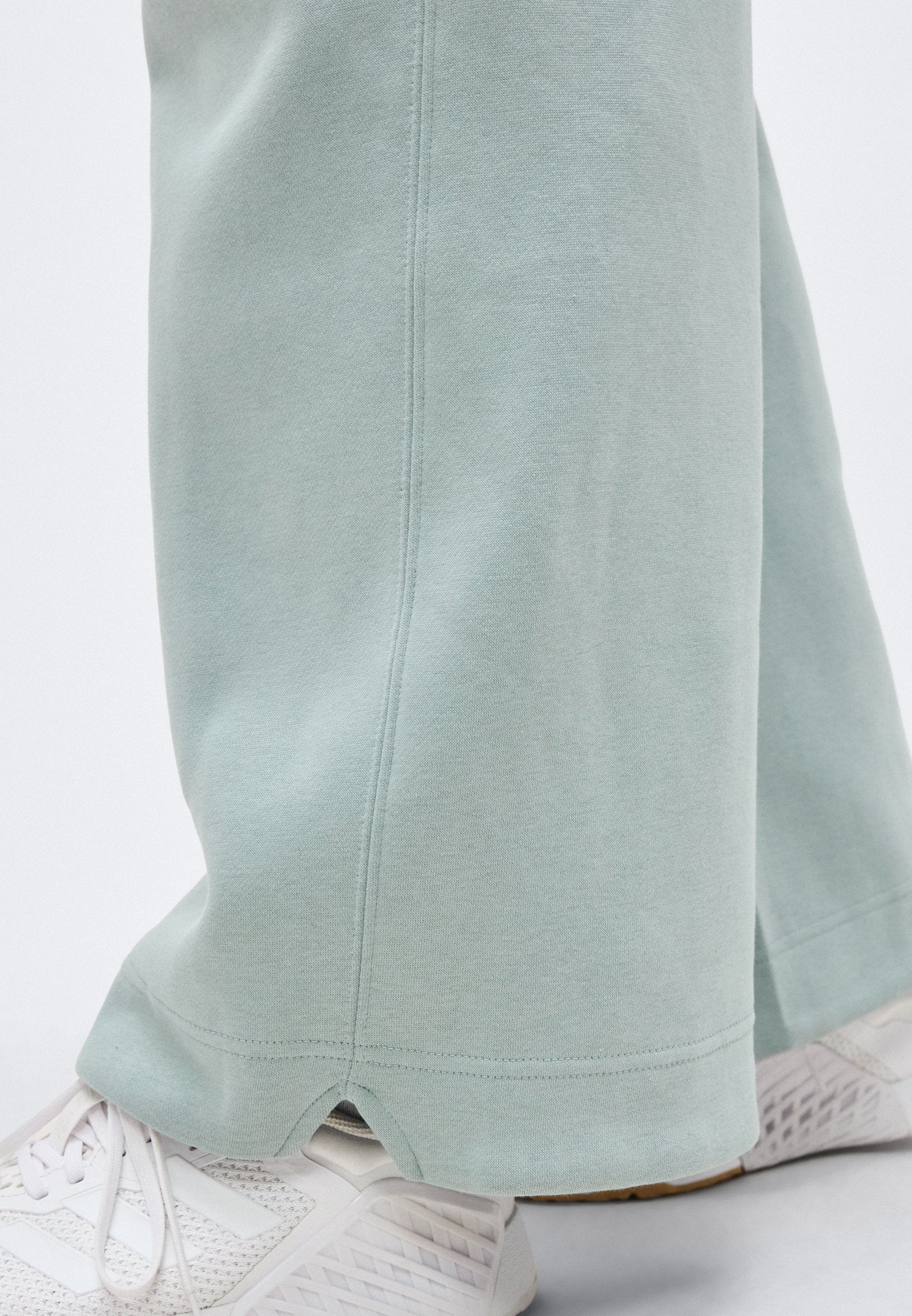 ALL SZN FLEECE LOOSE WIDE LEG - Tracksuit bottoms - sage