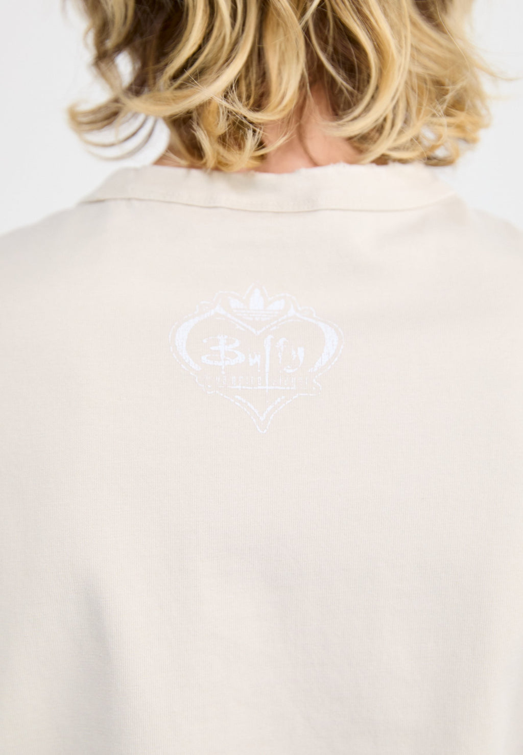 BUFFY TEE - Print T-shirt - alumina
