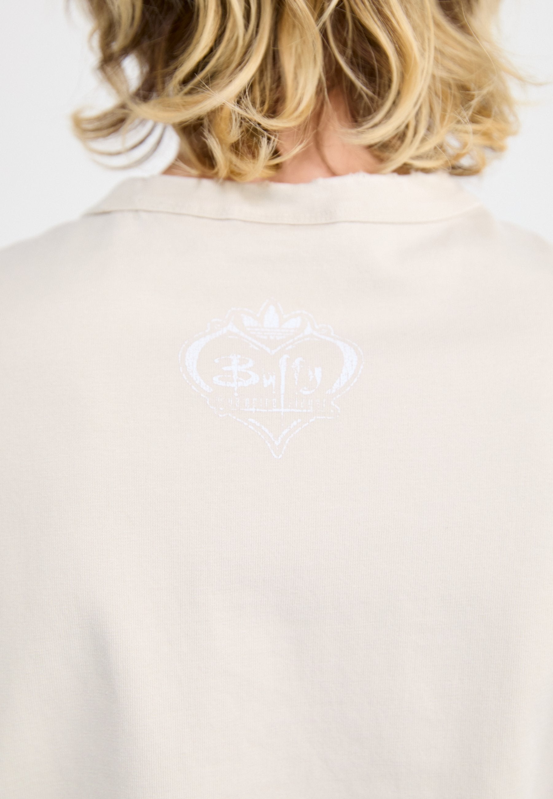 BUFFY TEE - Print T-shirt - alumina