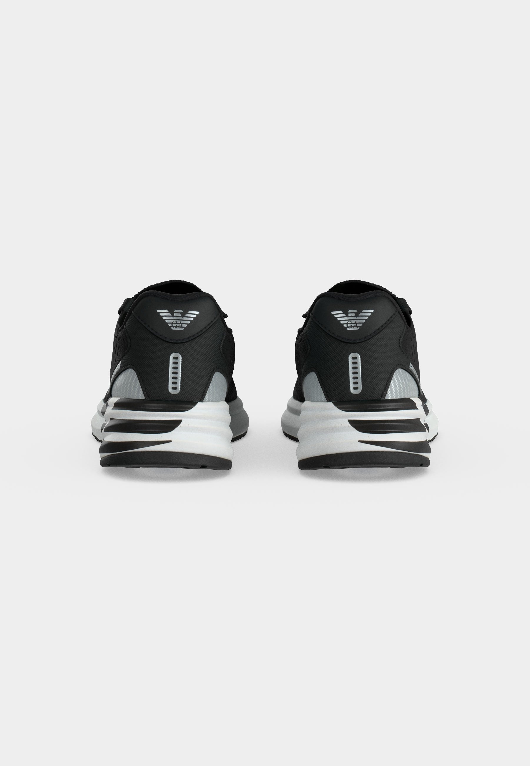 CRUSHER UNISEX - Trainers - black/silver-coloured
