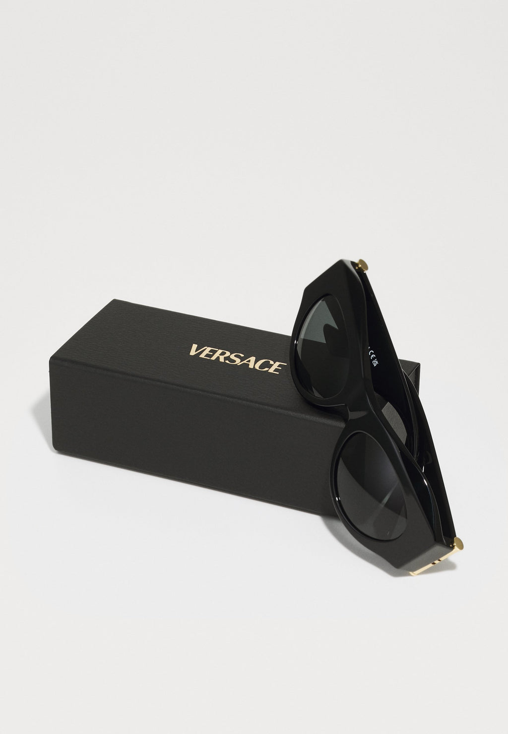 Sunglasses - black