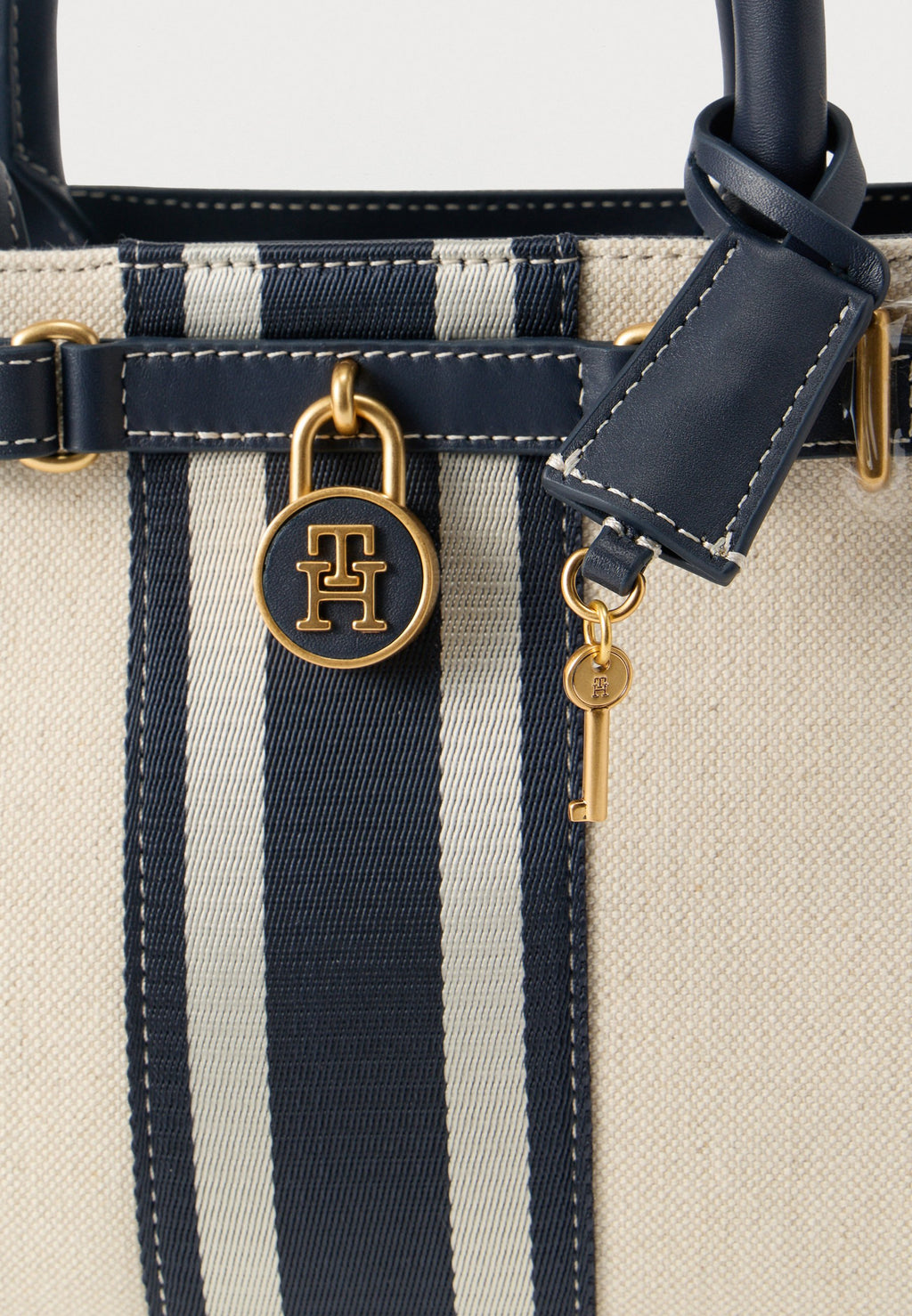 THE AMERICAN ICON CANVAS CROSSBODY TOTE BAG - حقيبة يد - أبيض/أزرق