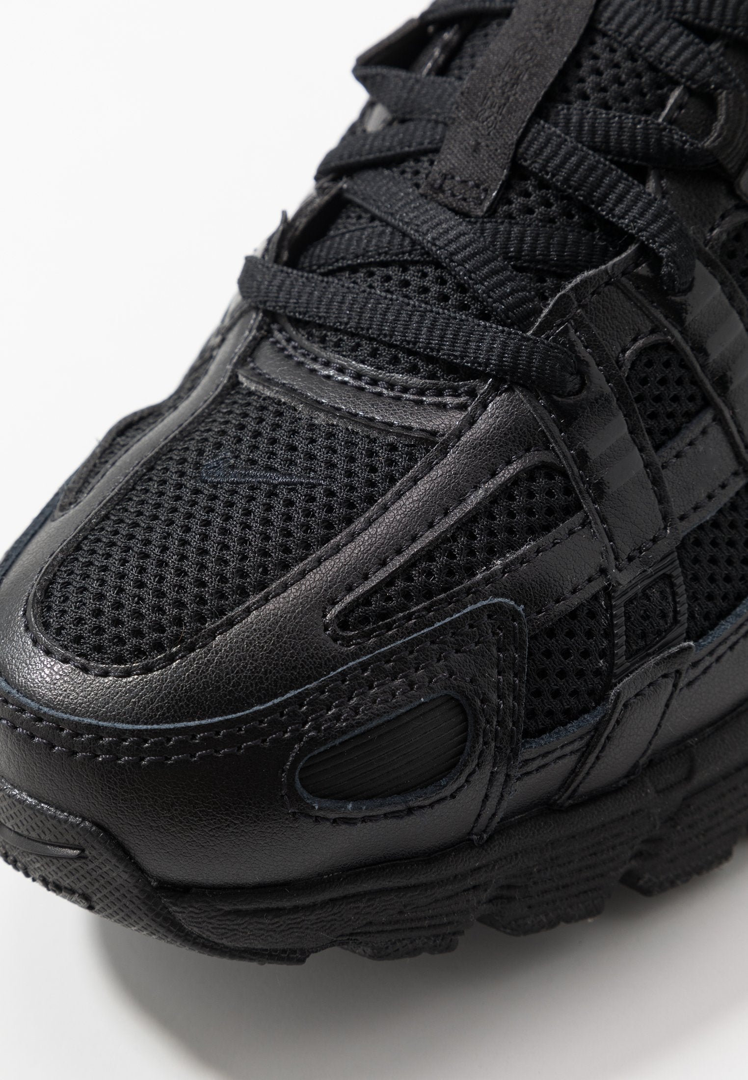 P 6000 UNISEX - Trainers - black