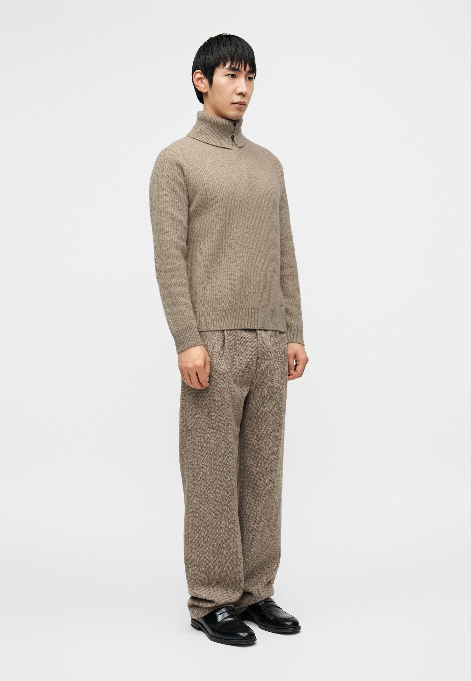 Jumper - weathered teak