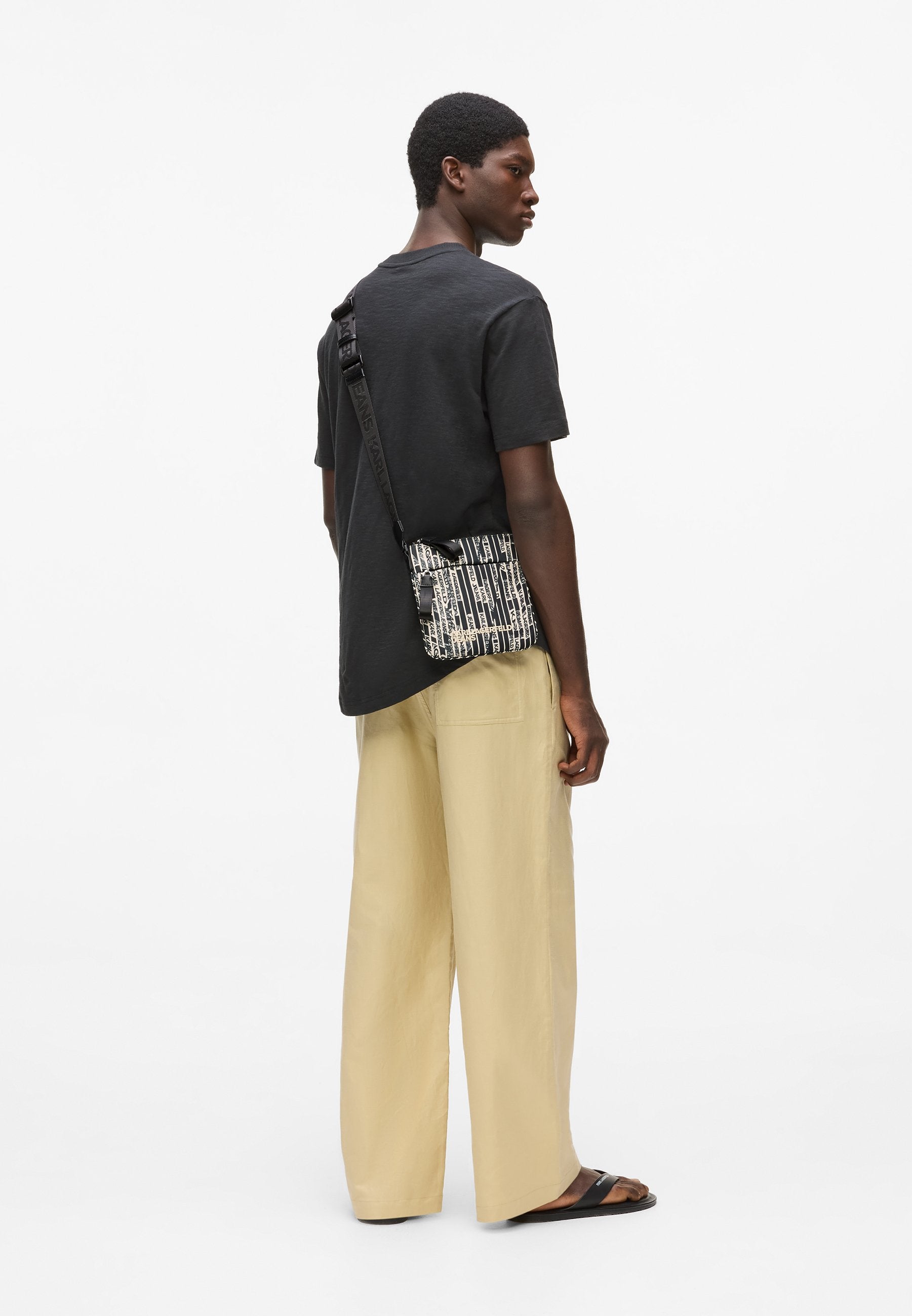 SMALL - Cross body bag - schwarz