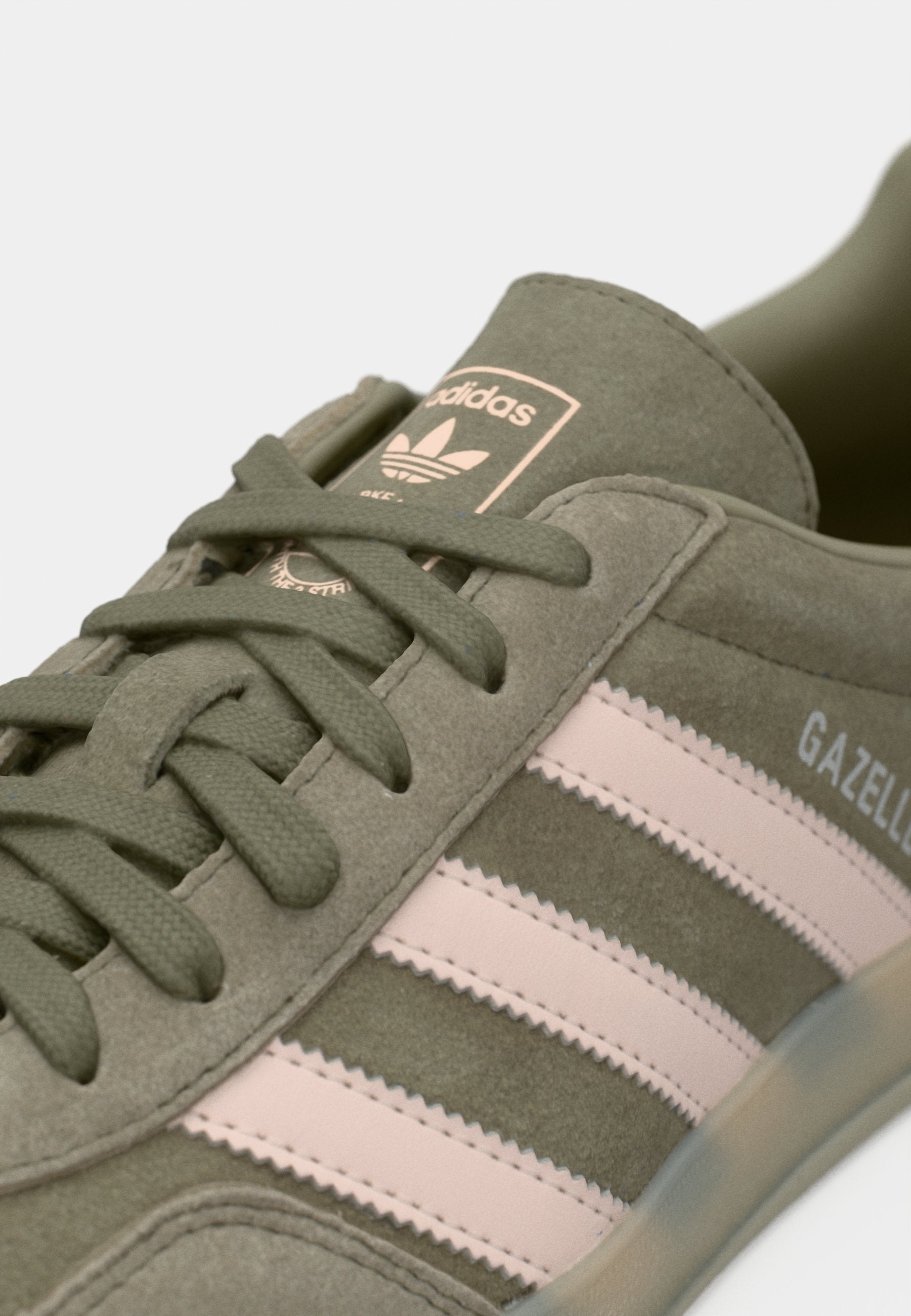 GAZELLE INDOOR UNISEX - Trainers - olive strata/clay
