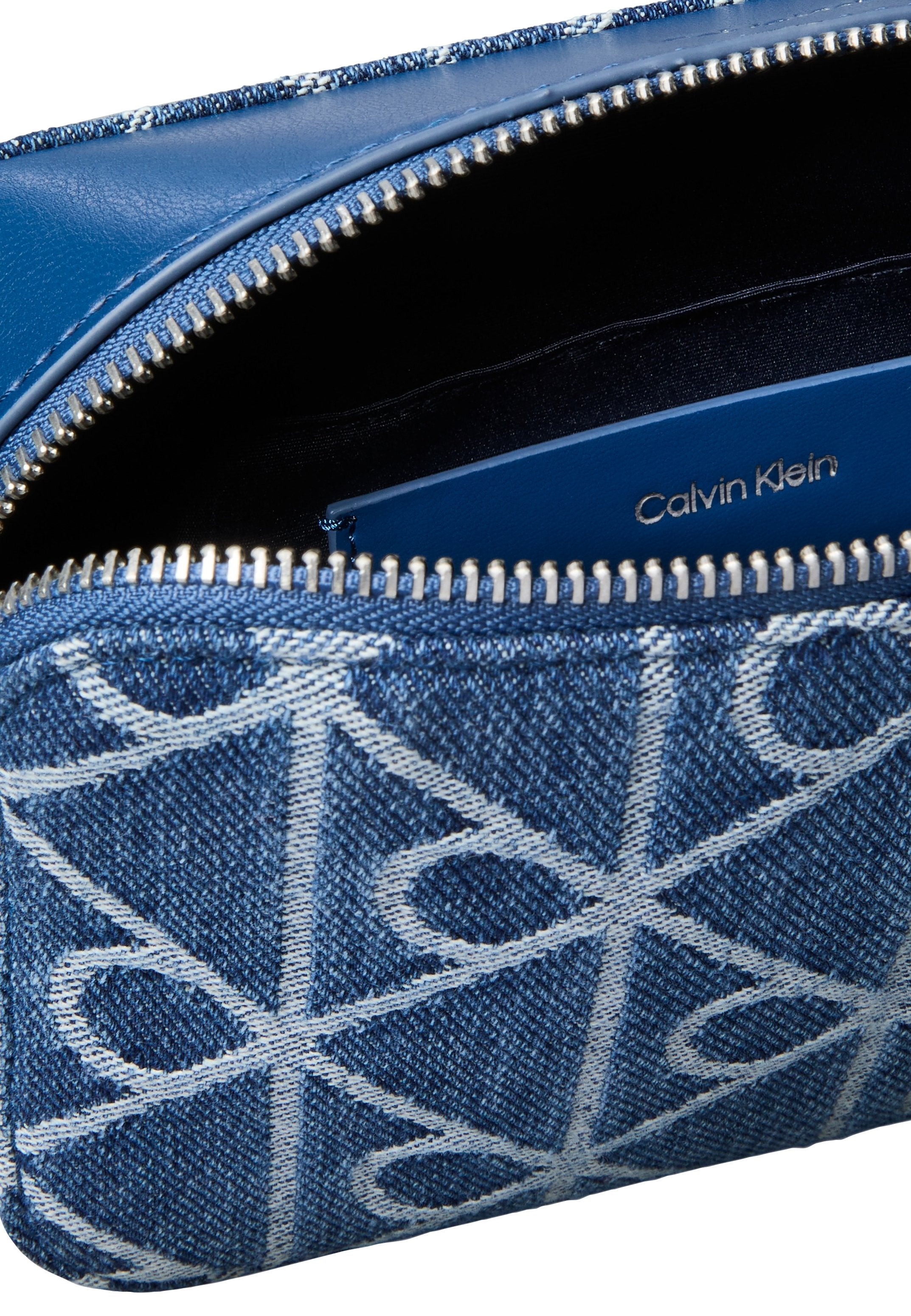 EMBLEM - Cross body bag - blue