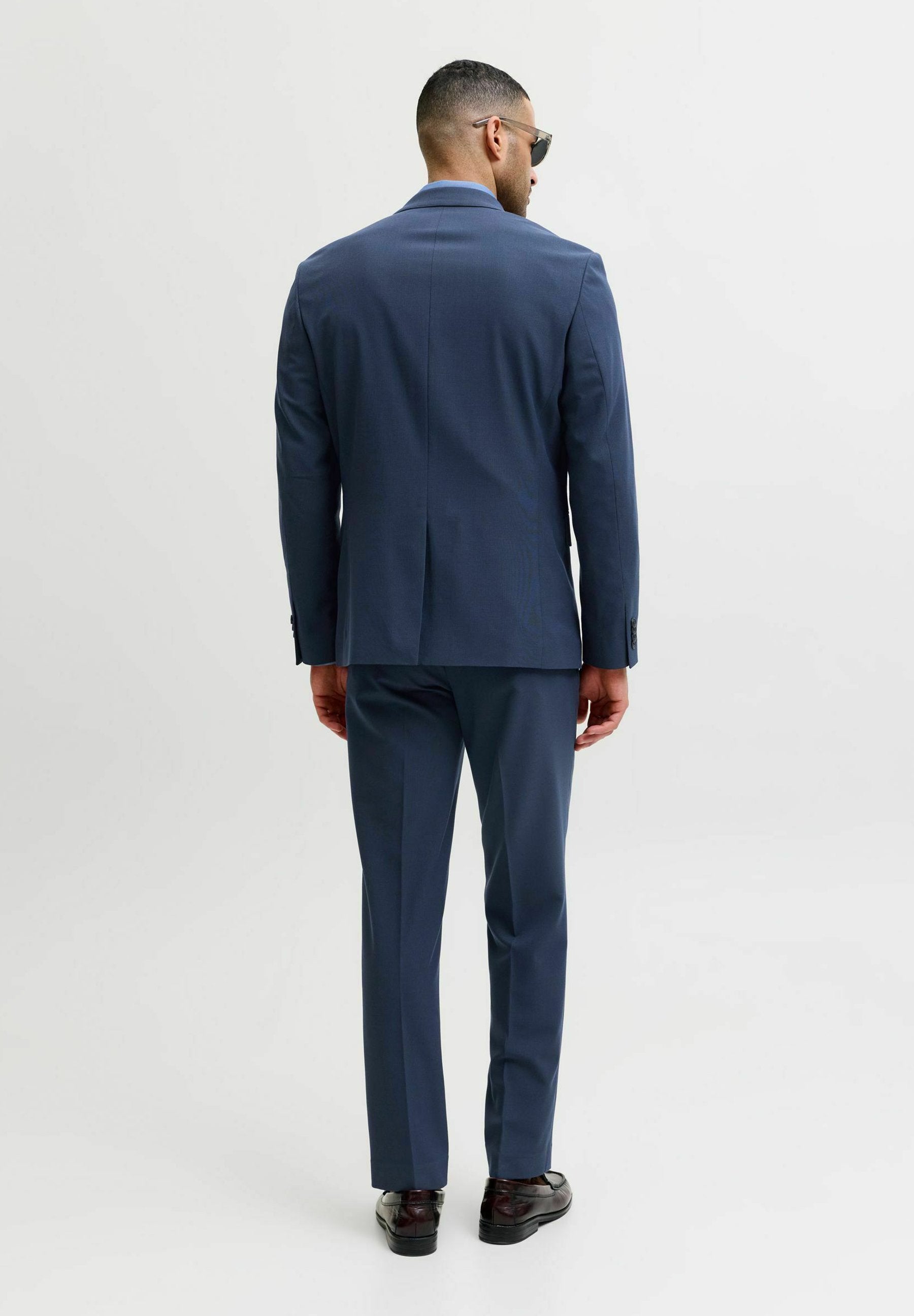 JPRBLAMARTIN Slim Fit - Blazer jacket - black iris