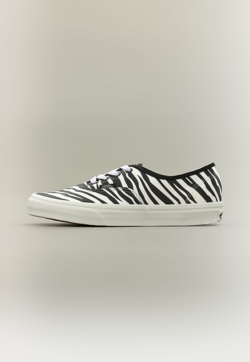 AUTHENTIC UNISEX - Trainers - black/offwhite