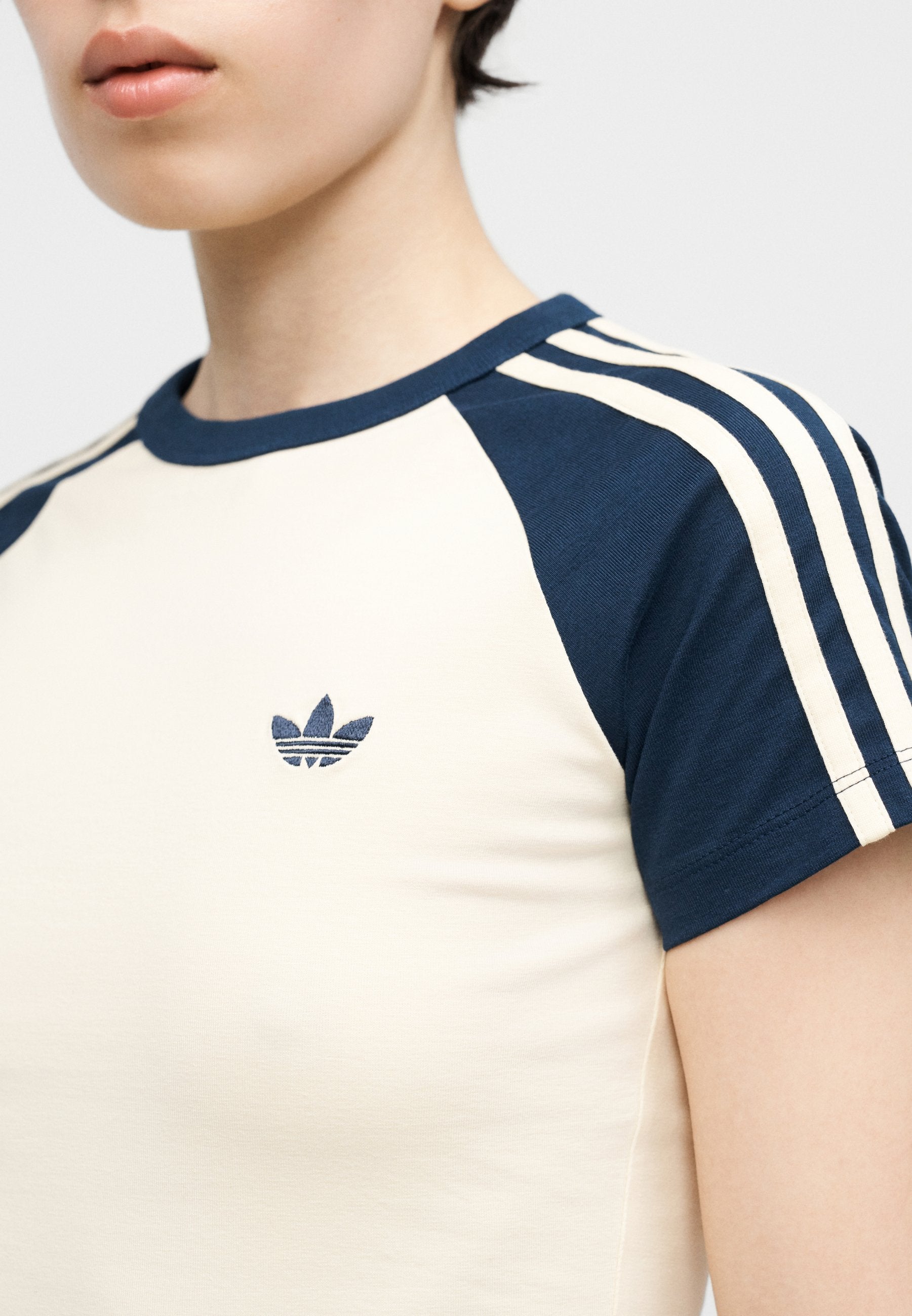 TEE - Print T-shirt - warm vanilla/night indigo