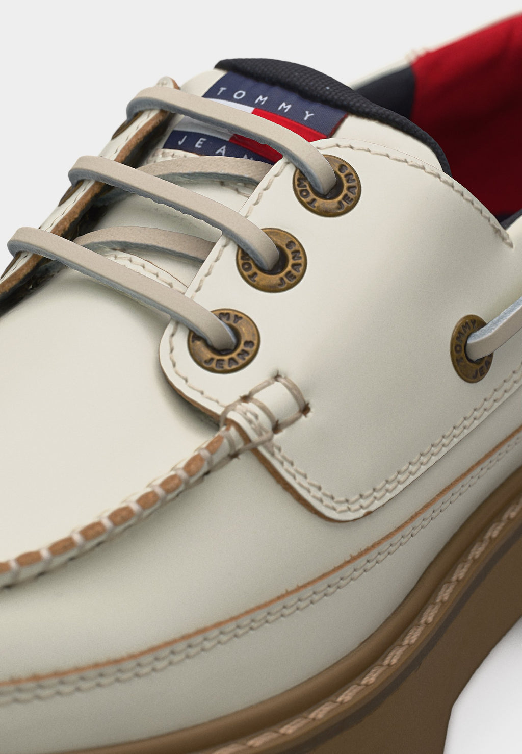 ARCHIVE LEATHER CHUNKY CLEAT BOAT SHOES - Boat shoes - ivory