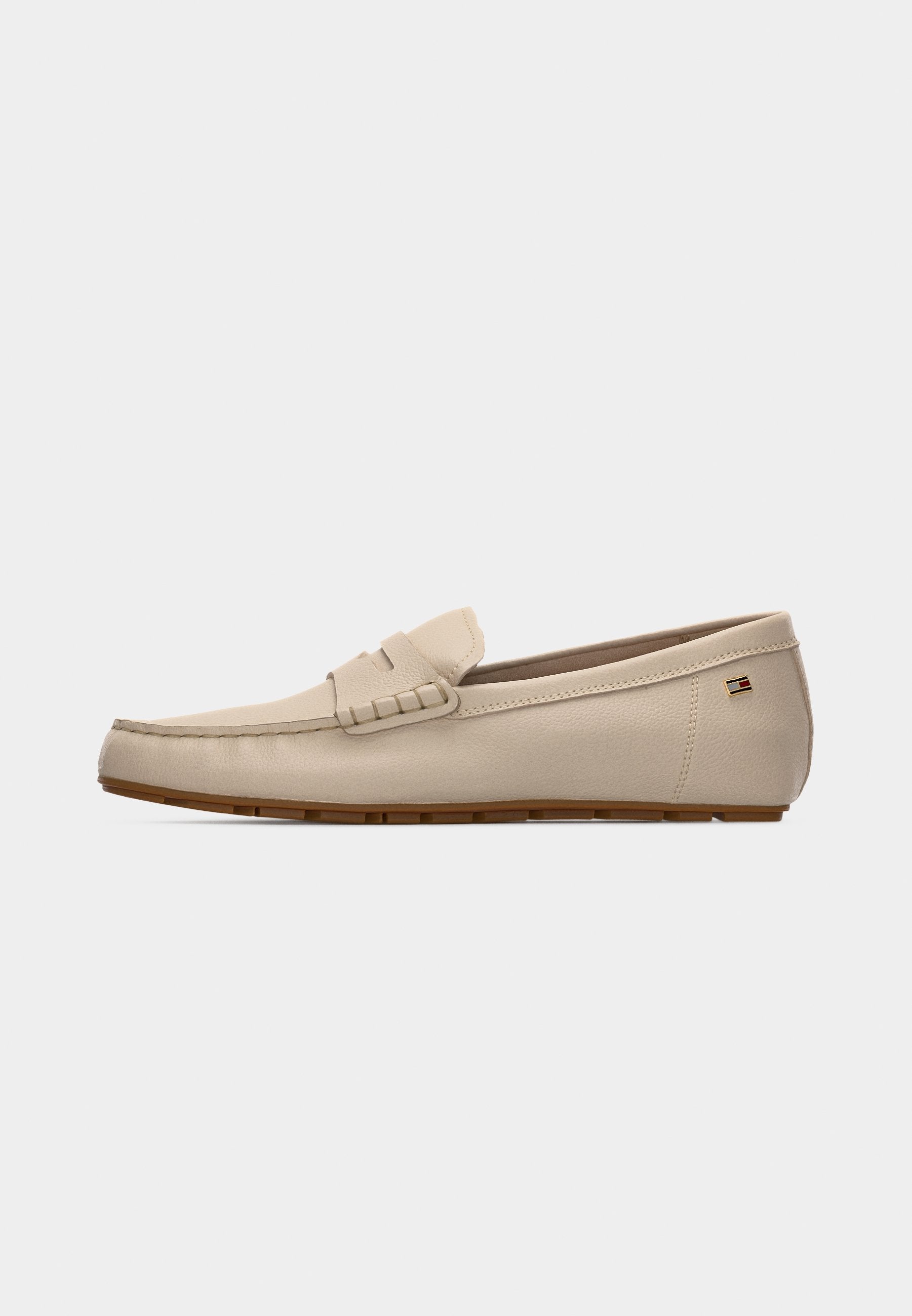 LEATHER ENAMEL FLAG DRIVER SHOES - Moccasins - classic beige