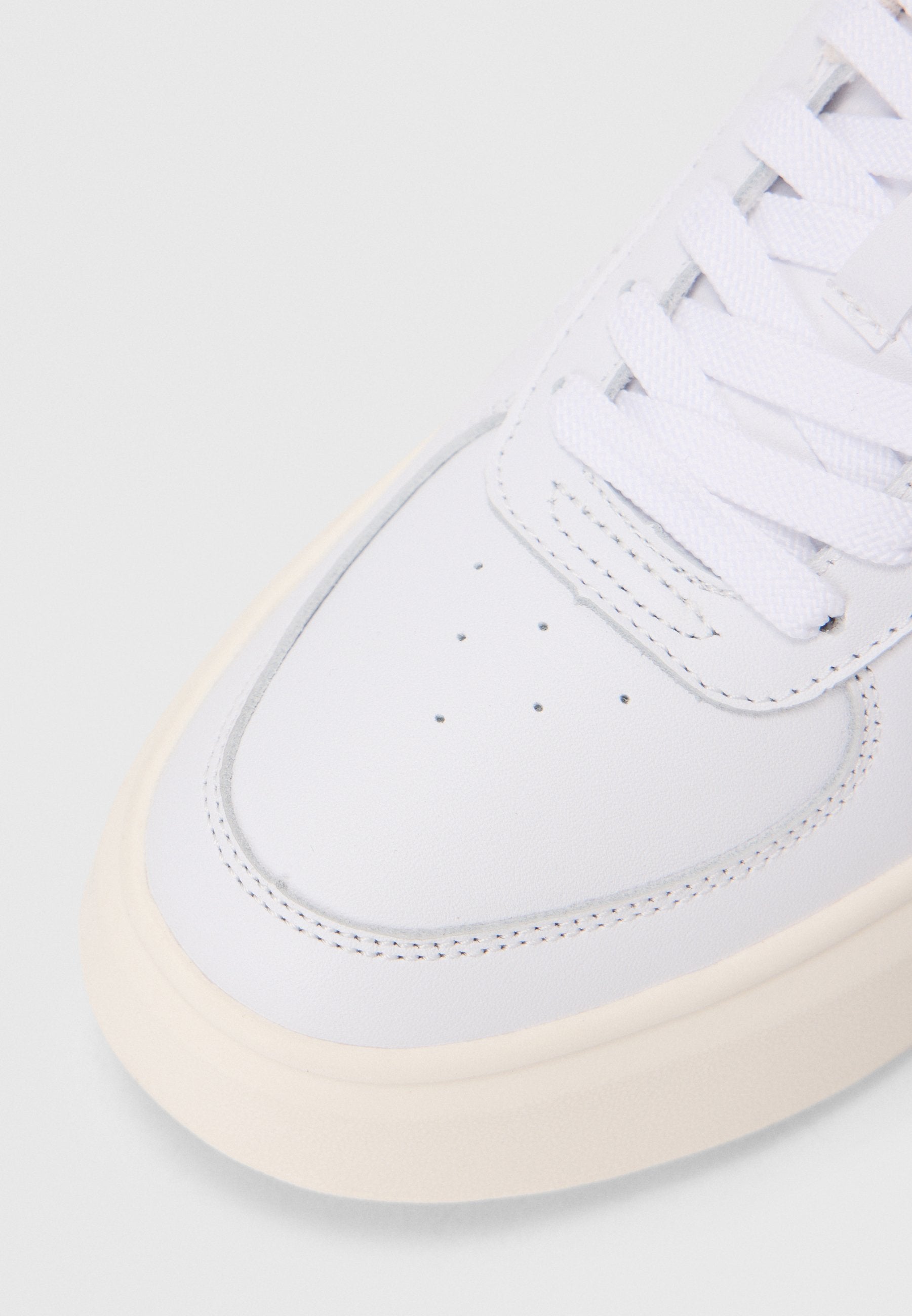 Trainers - white/marzemino