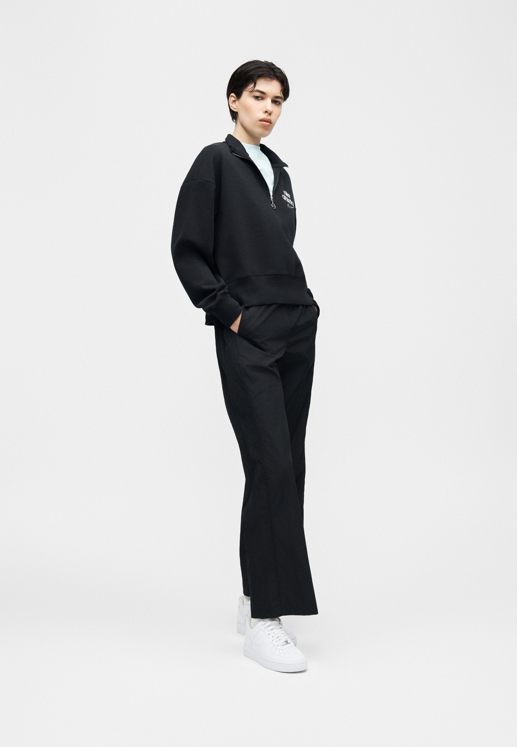 Sweatshirt - black