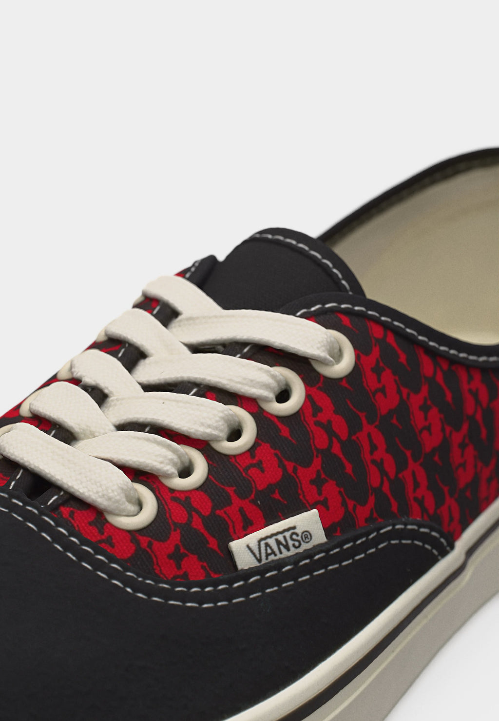 AUTHENTIC - Trainers - black/racing red