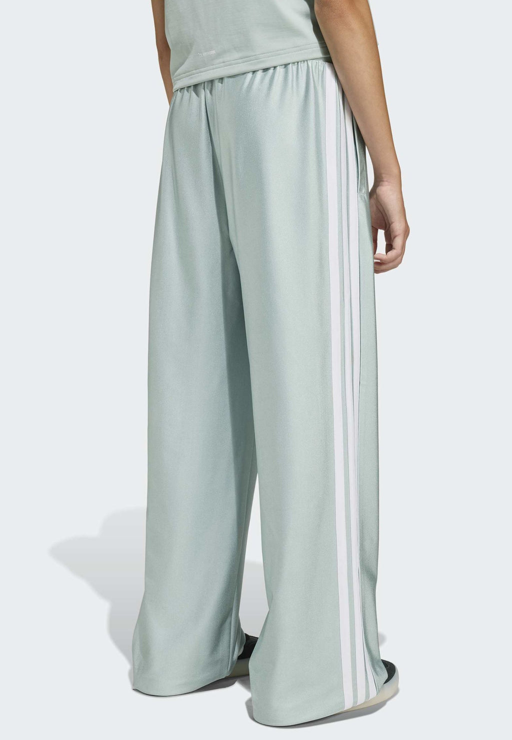 SEASONALS GLAM WIDE LEG PANTS JUNIOR UNISEX - Tracksuit bottoms - sage/silver met