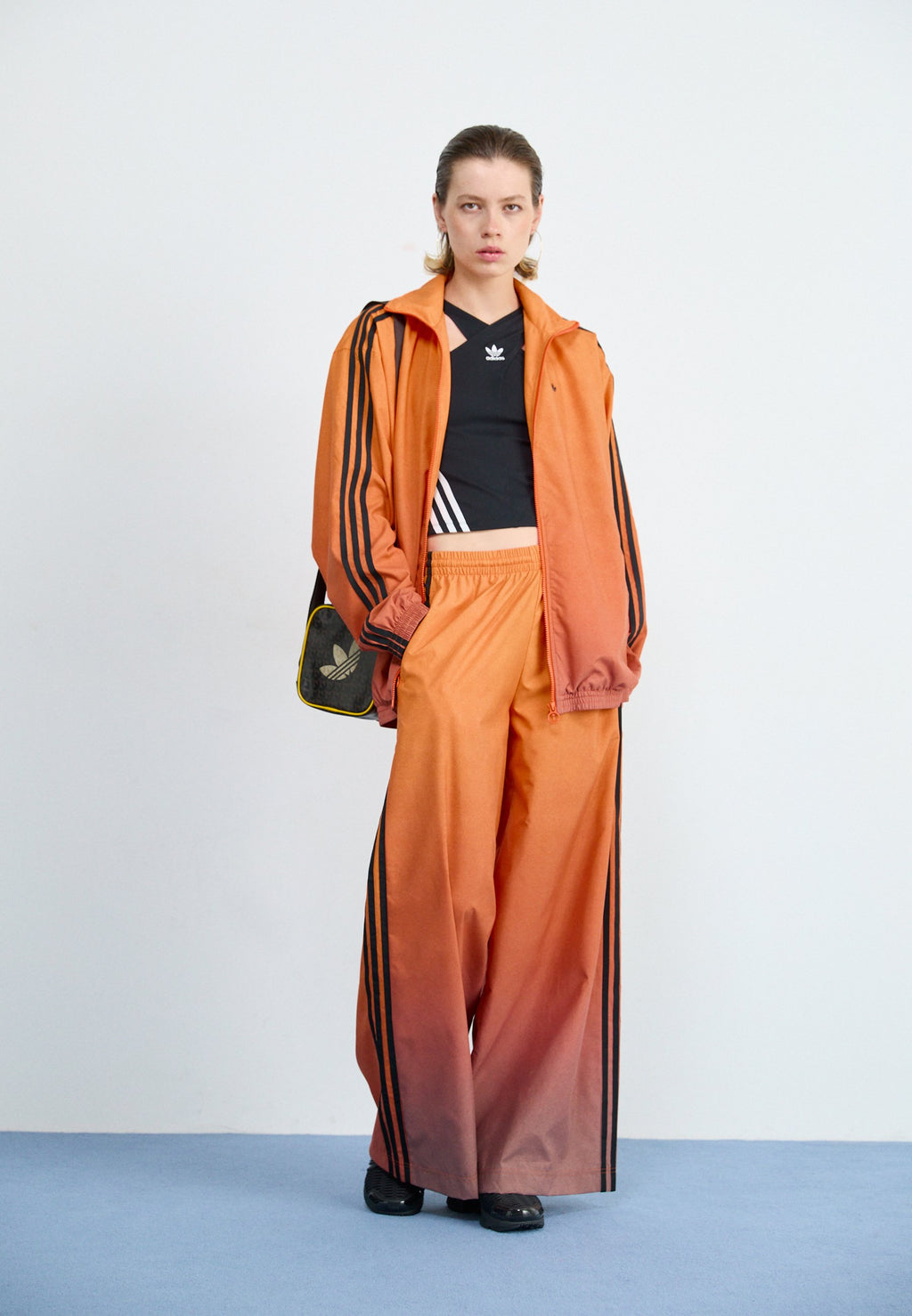 Tracksuit bottoms - multicolor/crew orange