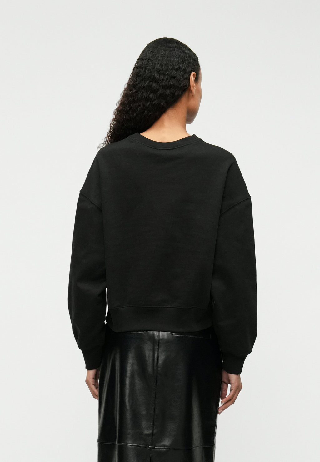Sweatshirt - black
