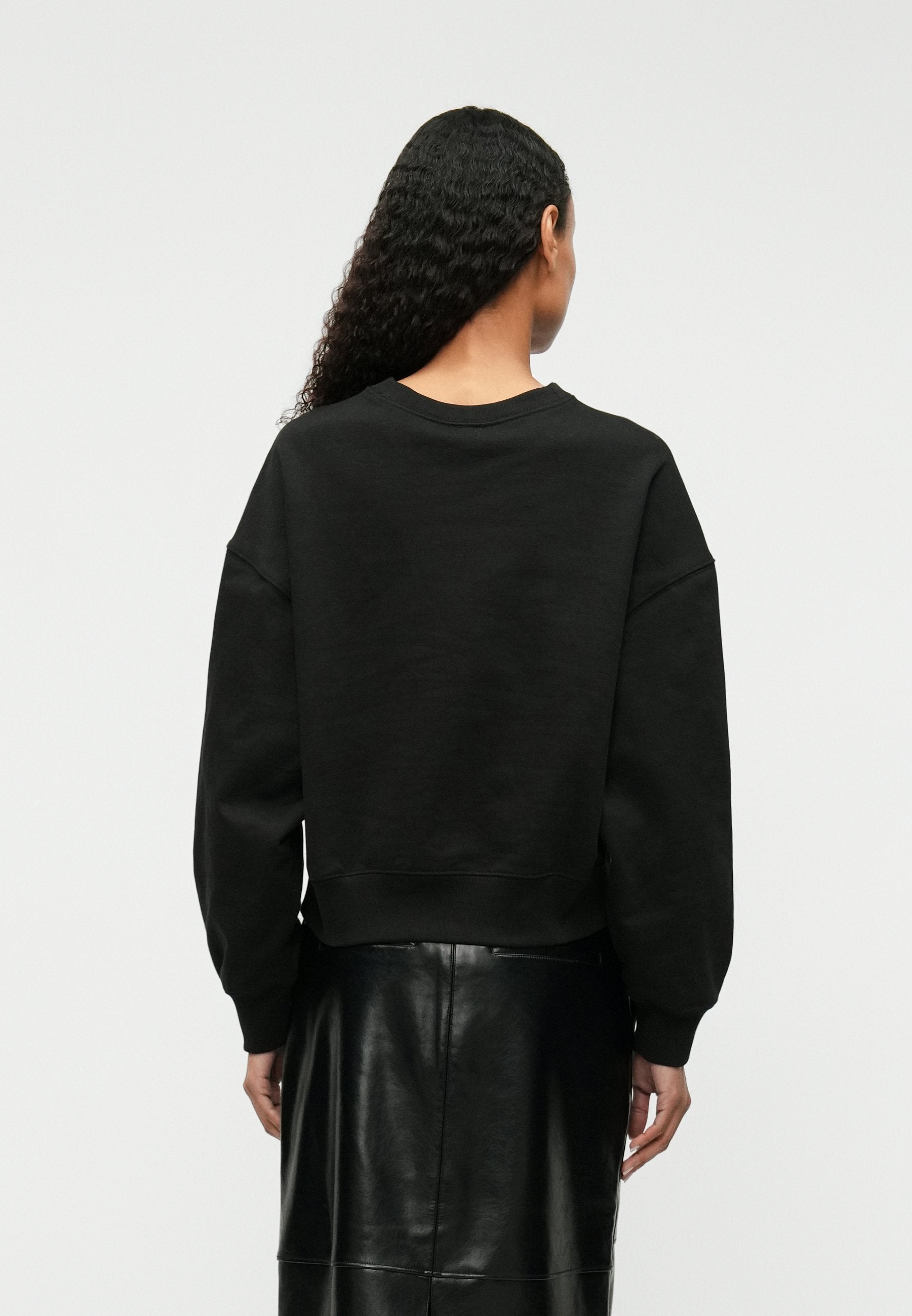 Sweatshirt - black