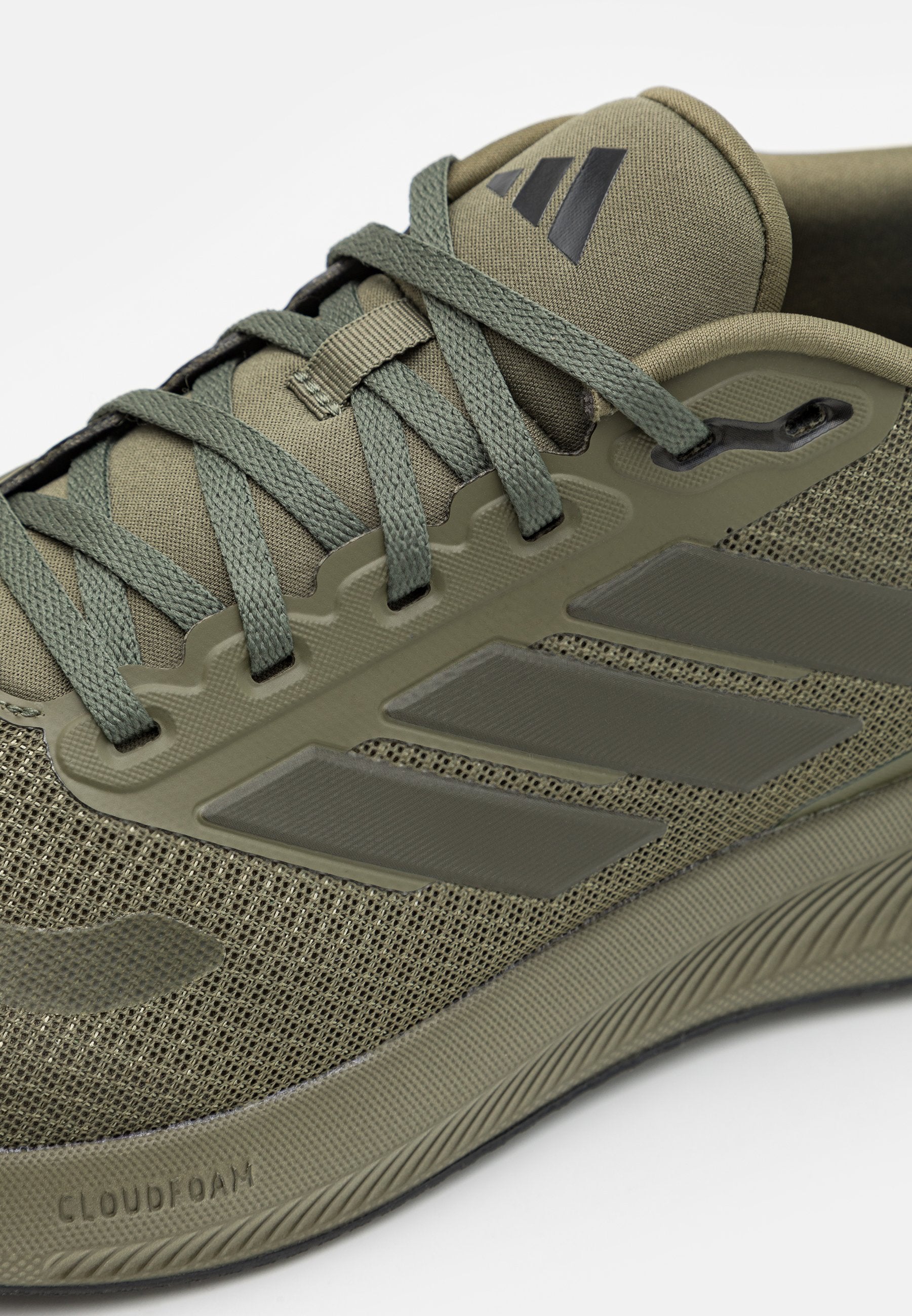 RUNFALCON 5 - Road running shoes - olive strata/shadow olive/core black
