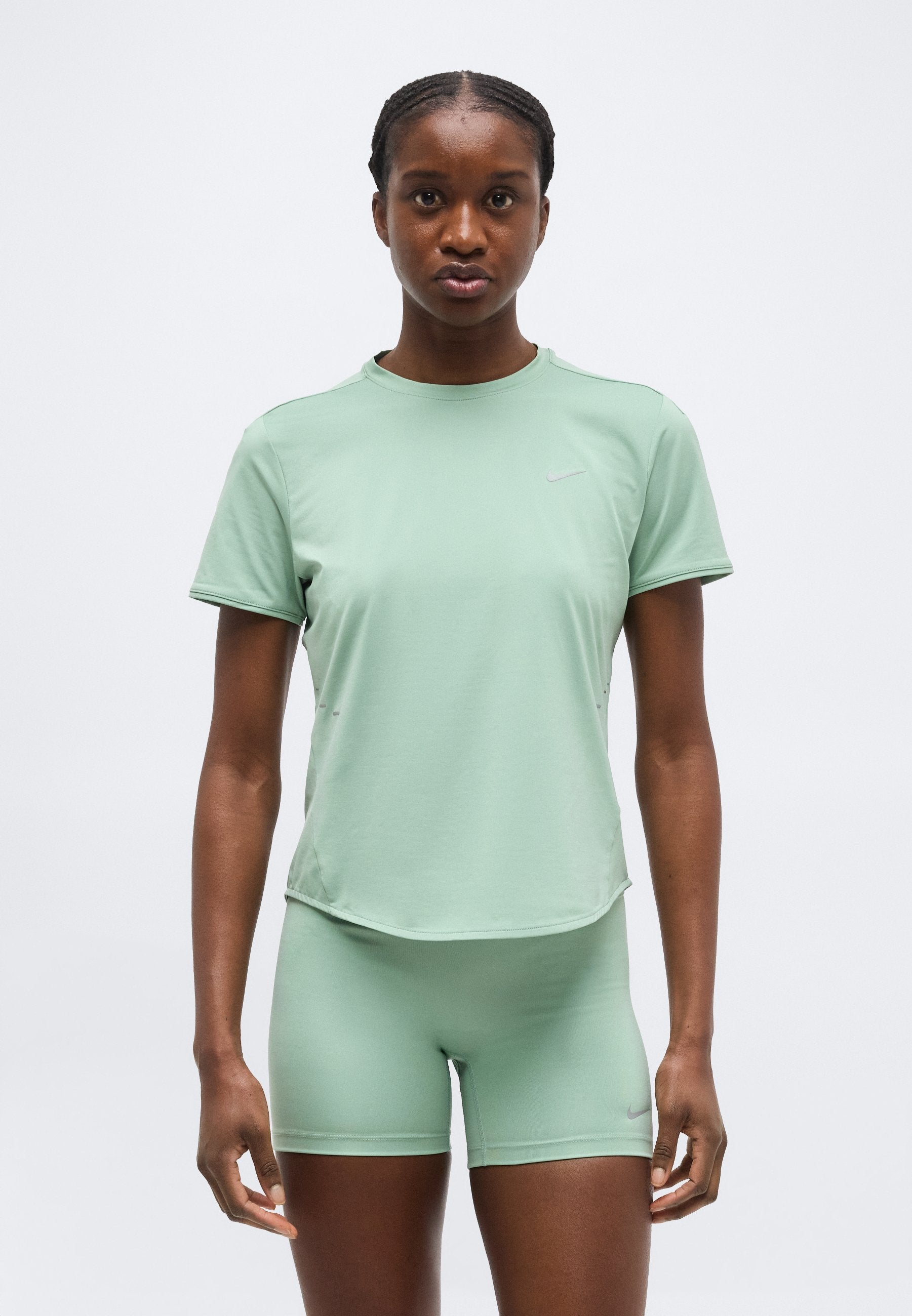 SWIFT - Sports T-shirt - steam
