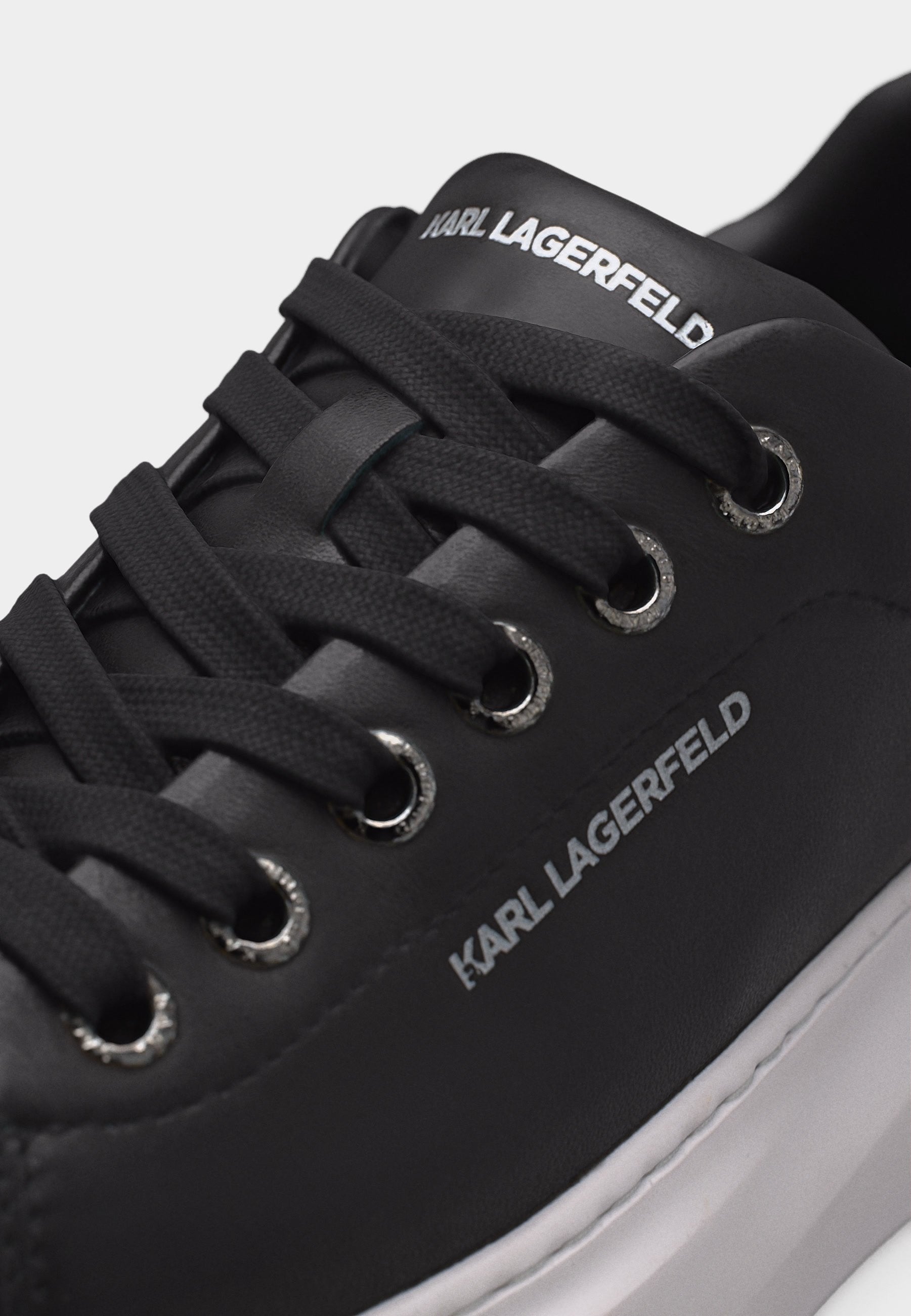 KORE NFT RELIEF - Trainers - black