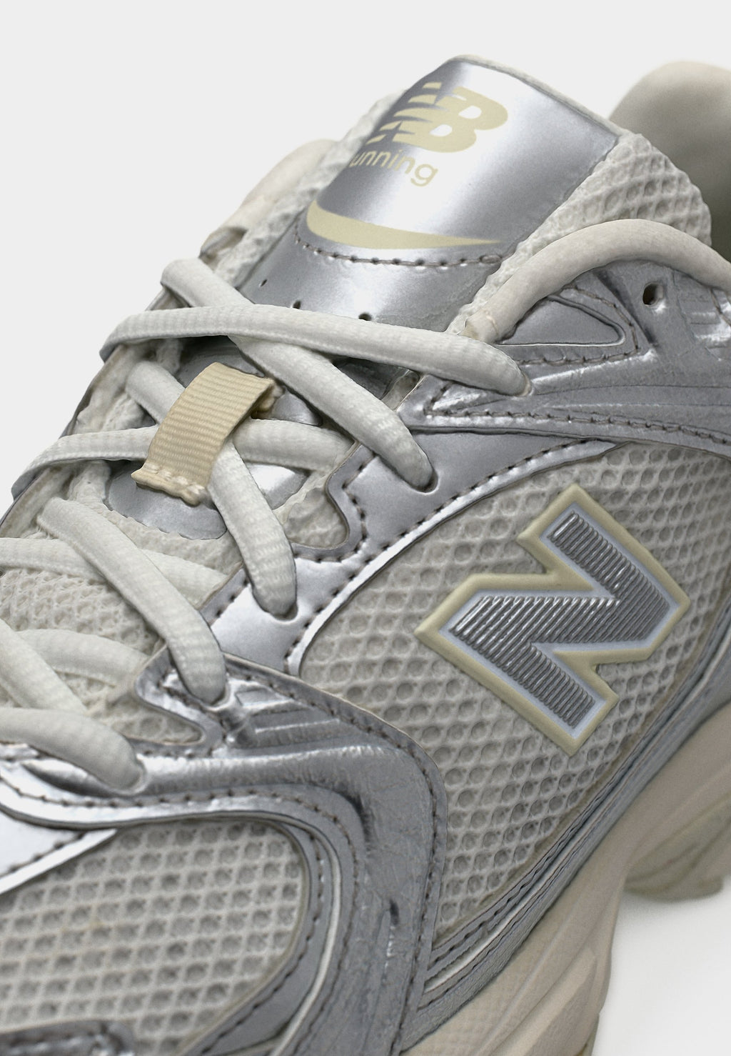 U530 UNISEX - Trainers - silver-coloured metallic/reflection