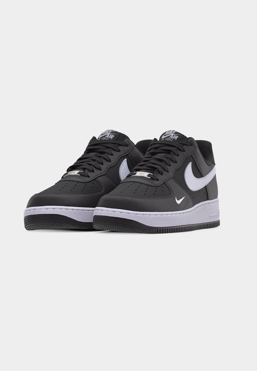 AIR FORCE 1 07 ESS+ - Trainers - black/white