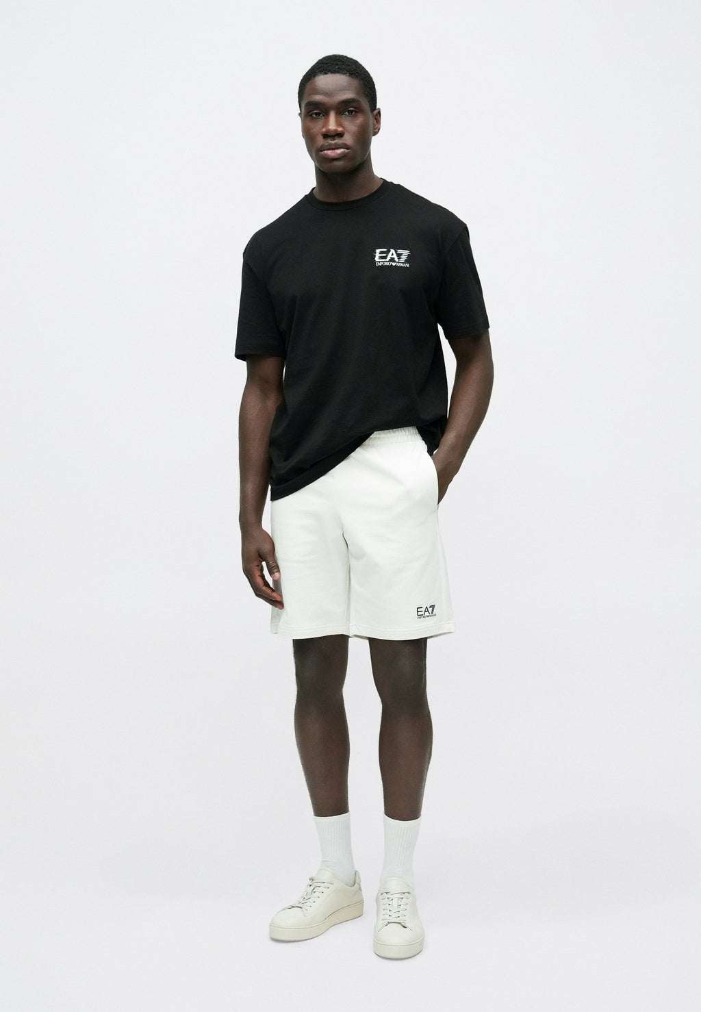 TRAIN CORE BERMUDA COFT - Shorts - sugar swizzle