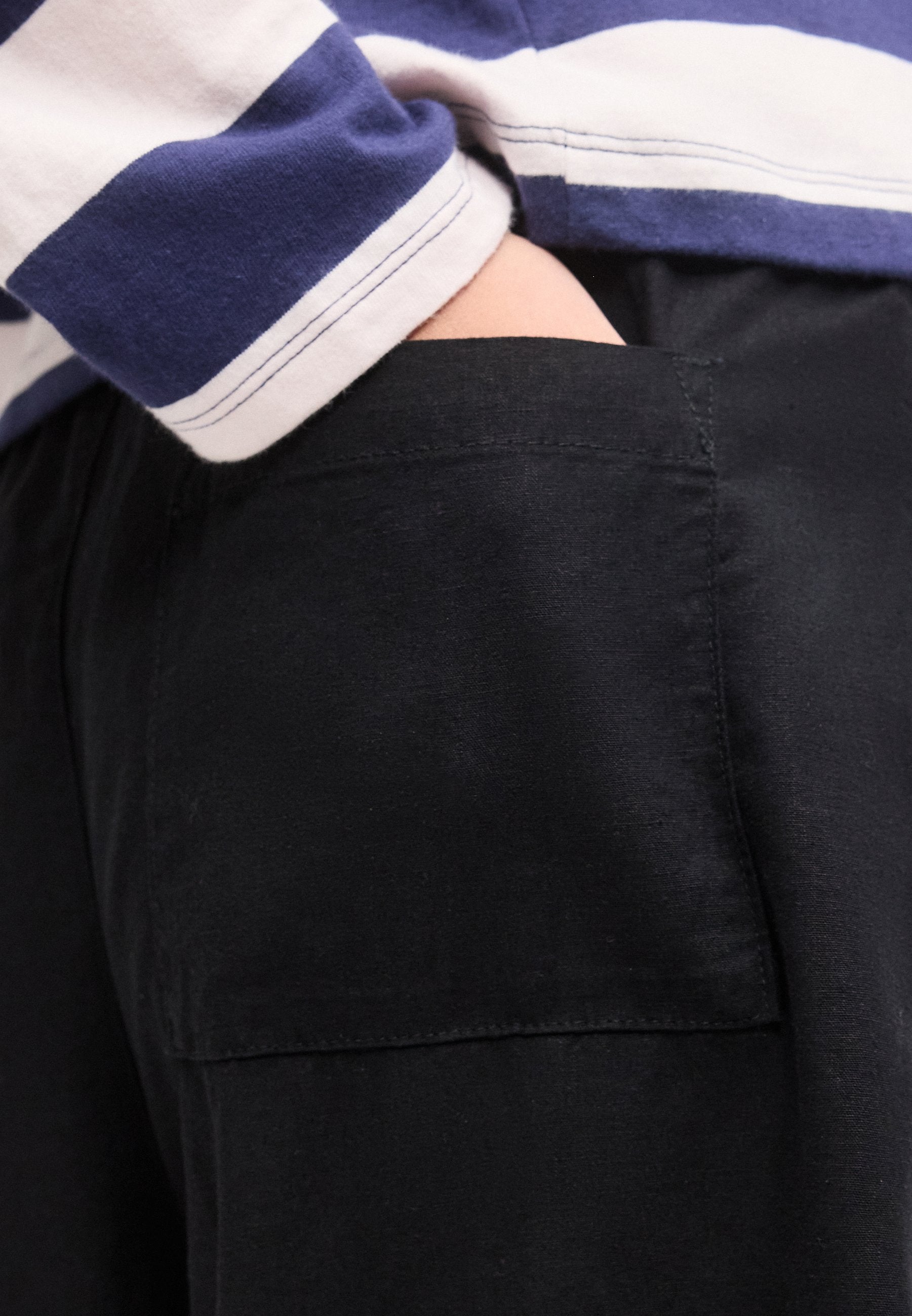 CULOTTE - A-line skirt - true black