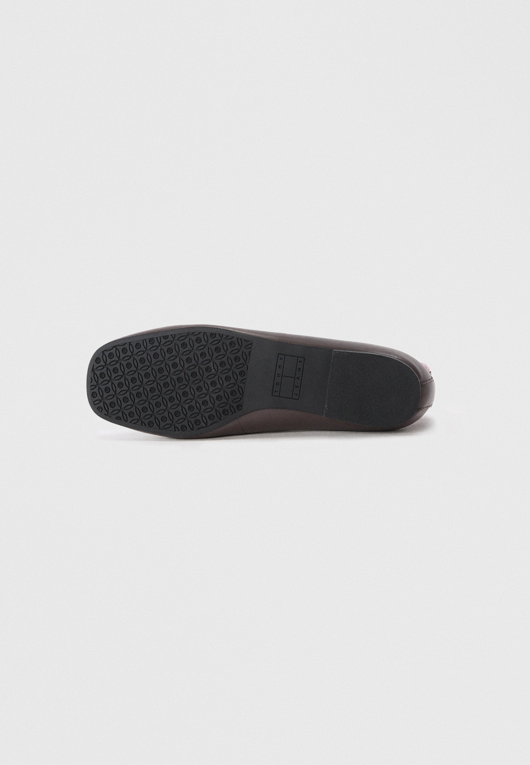 Ballet pumps - black walnut