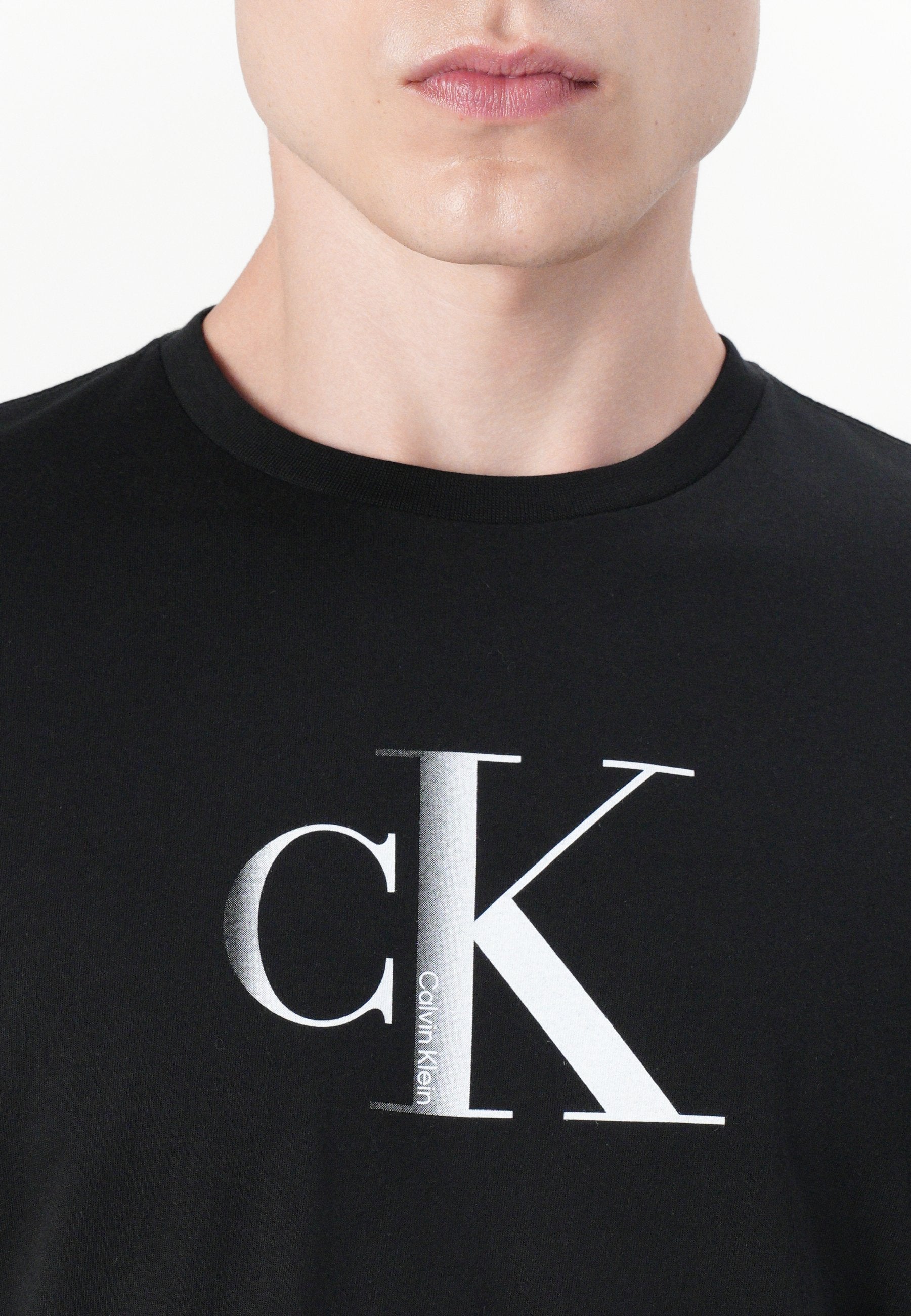 ORTA MONOGRAM KLASİK - Baskılı Tişört - siyah