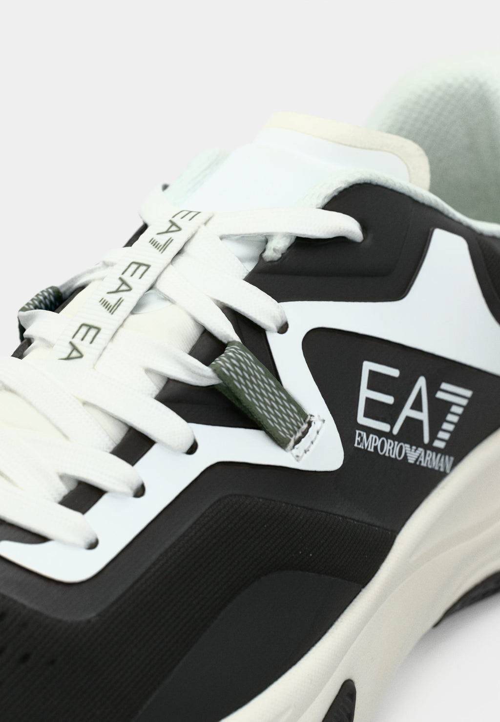 Multicourt tennis shoes - black/white