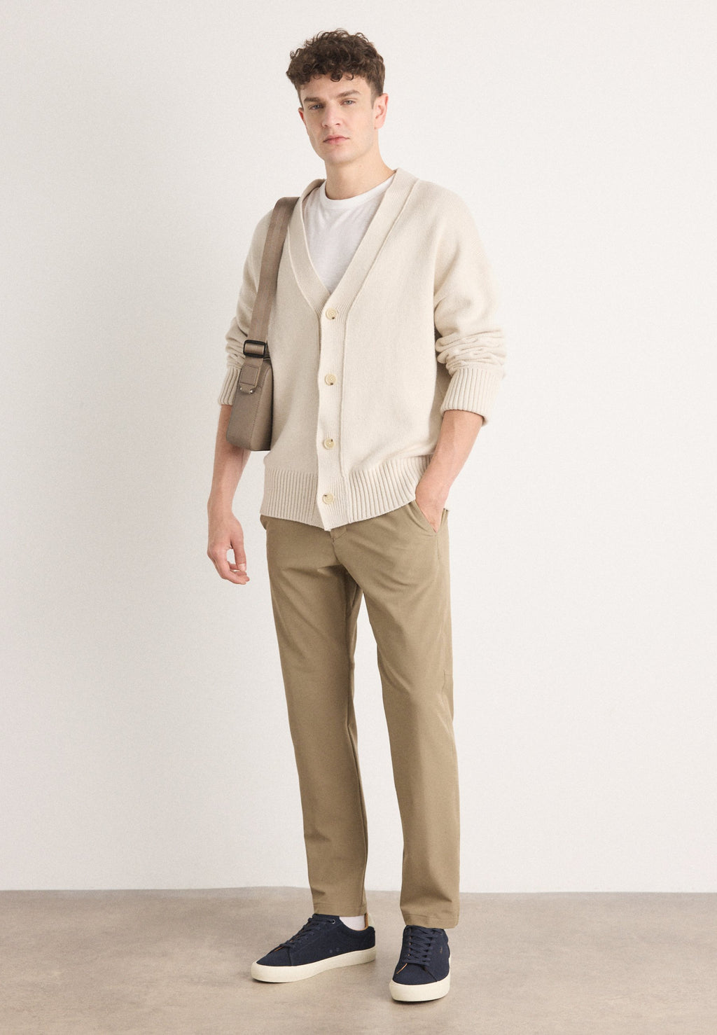 COMMUTER SLIM - Trousers - light pastel green