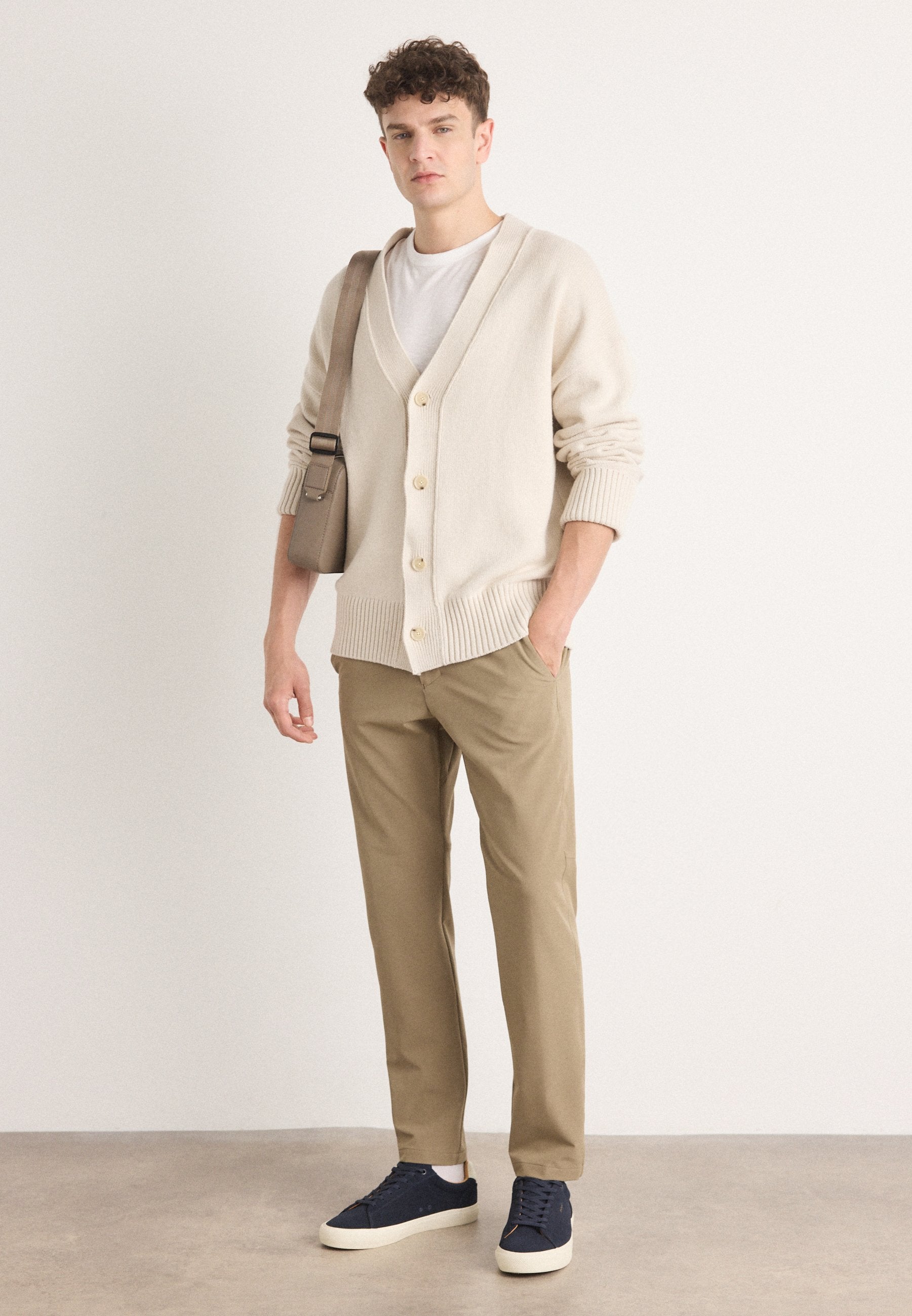 COMMUTER SLIM - Trousers - light pastel green