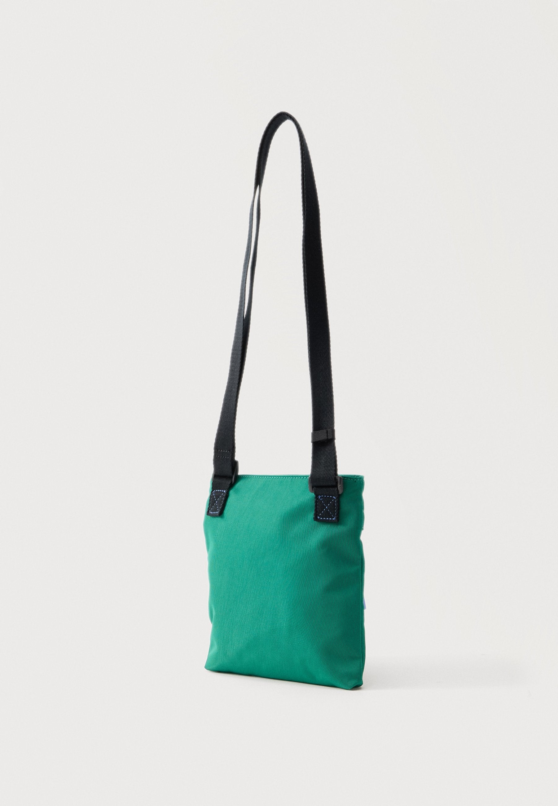 BOLD FLATPACK - Cross body bag - enchanted forest