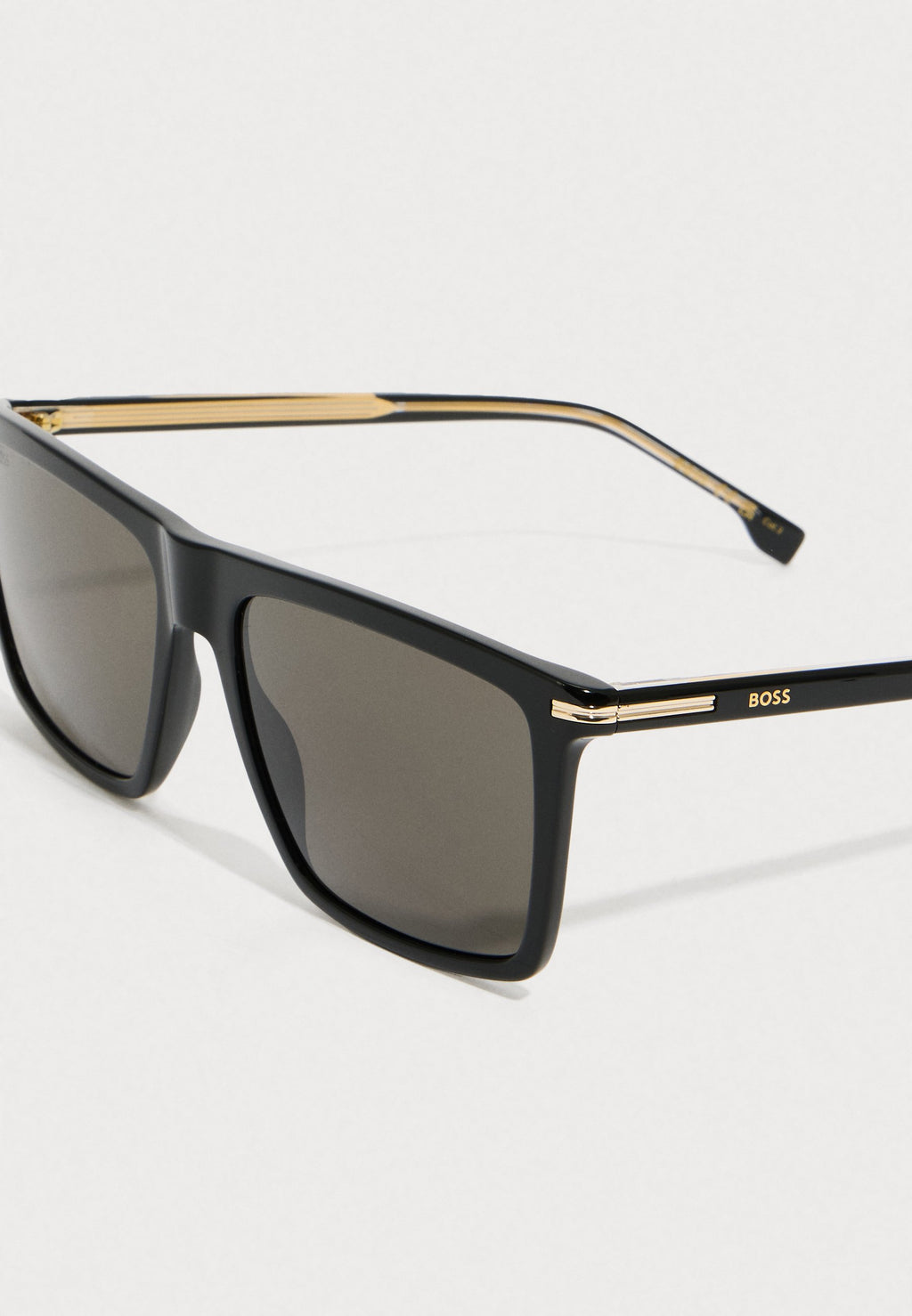 Sunglasses - black