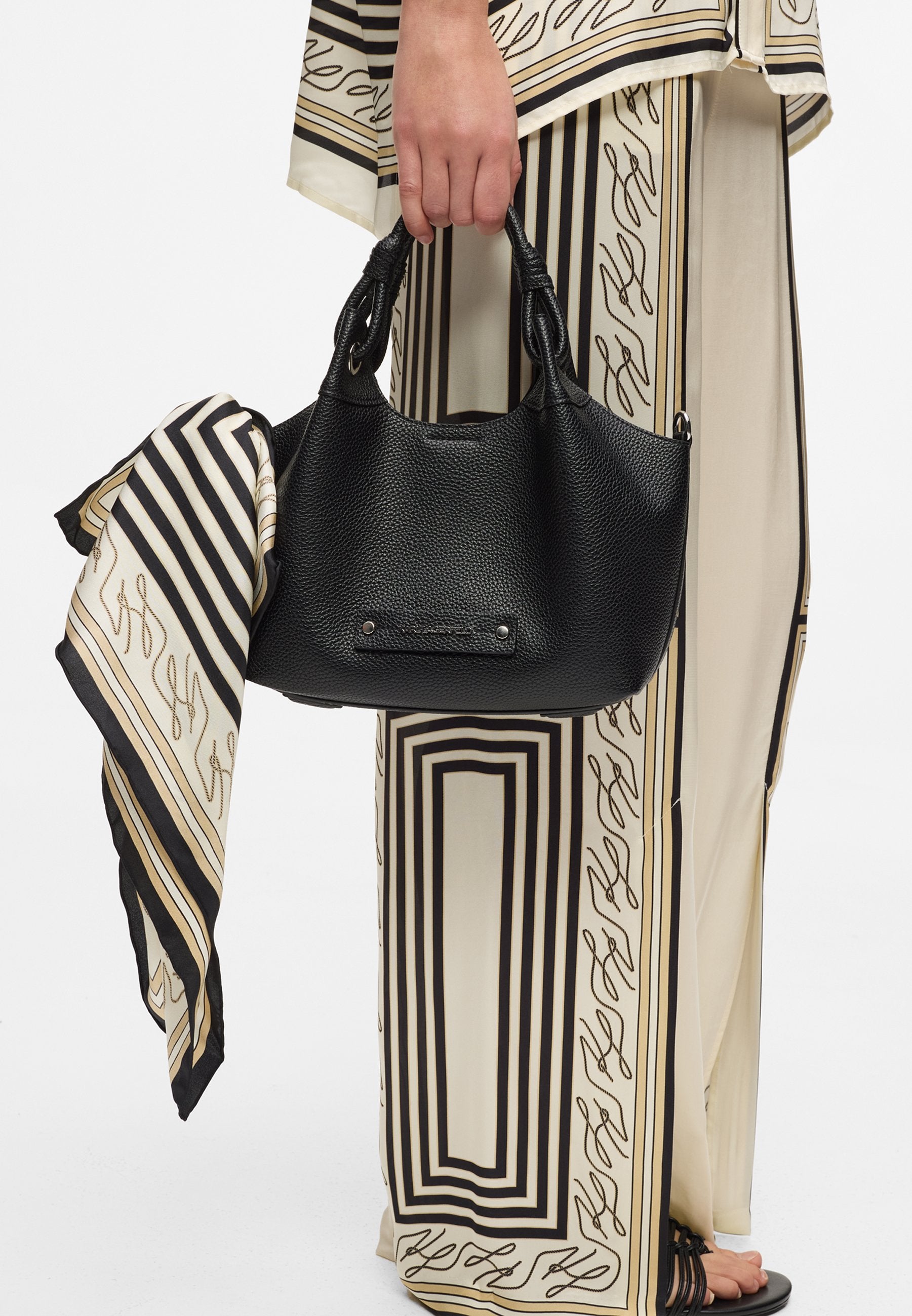 AUTOGRAPH - Foulard - cannoli cream/black