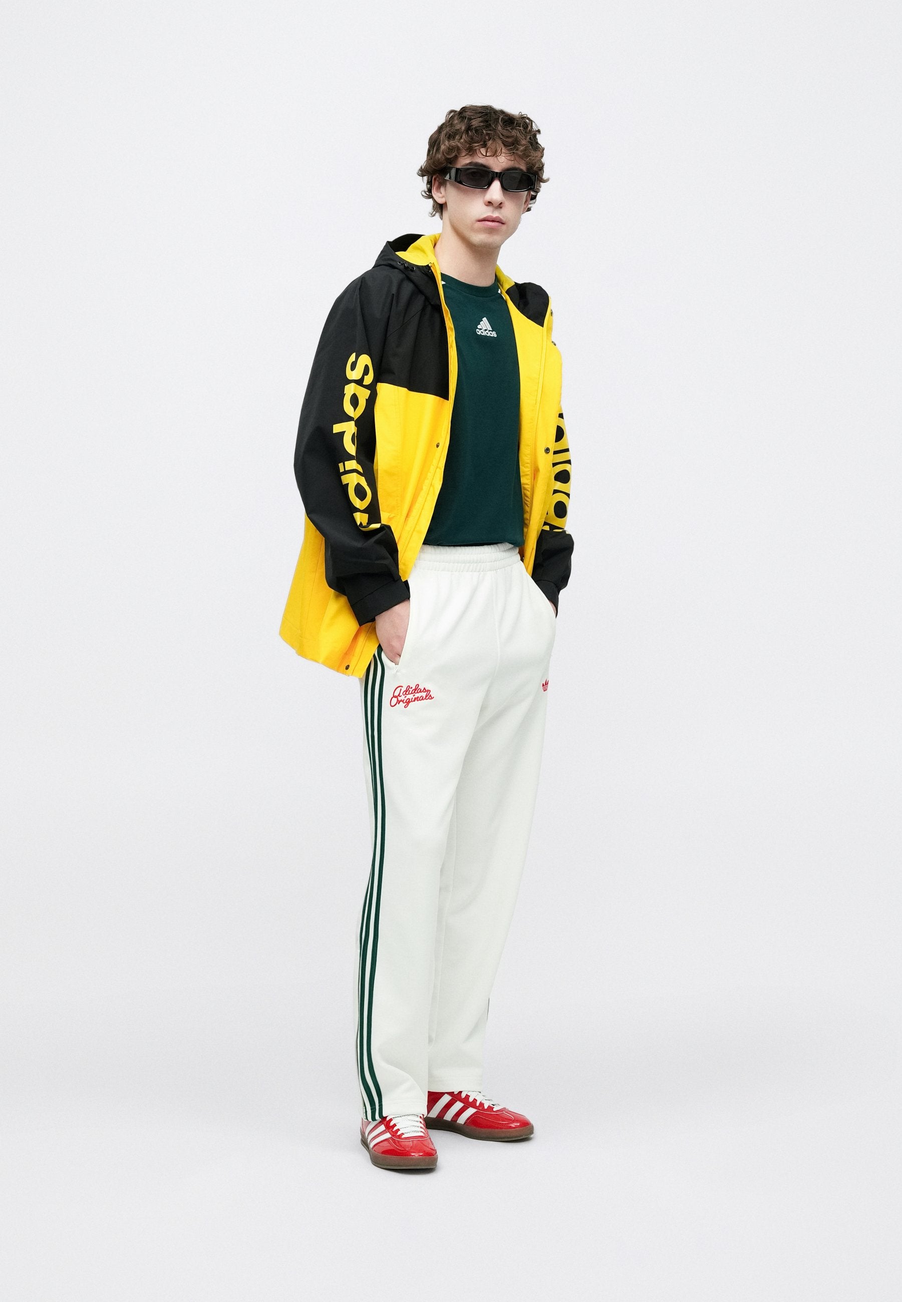 TRACK PANT - Tracksuit bottoms - off white/collegiate green