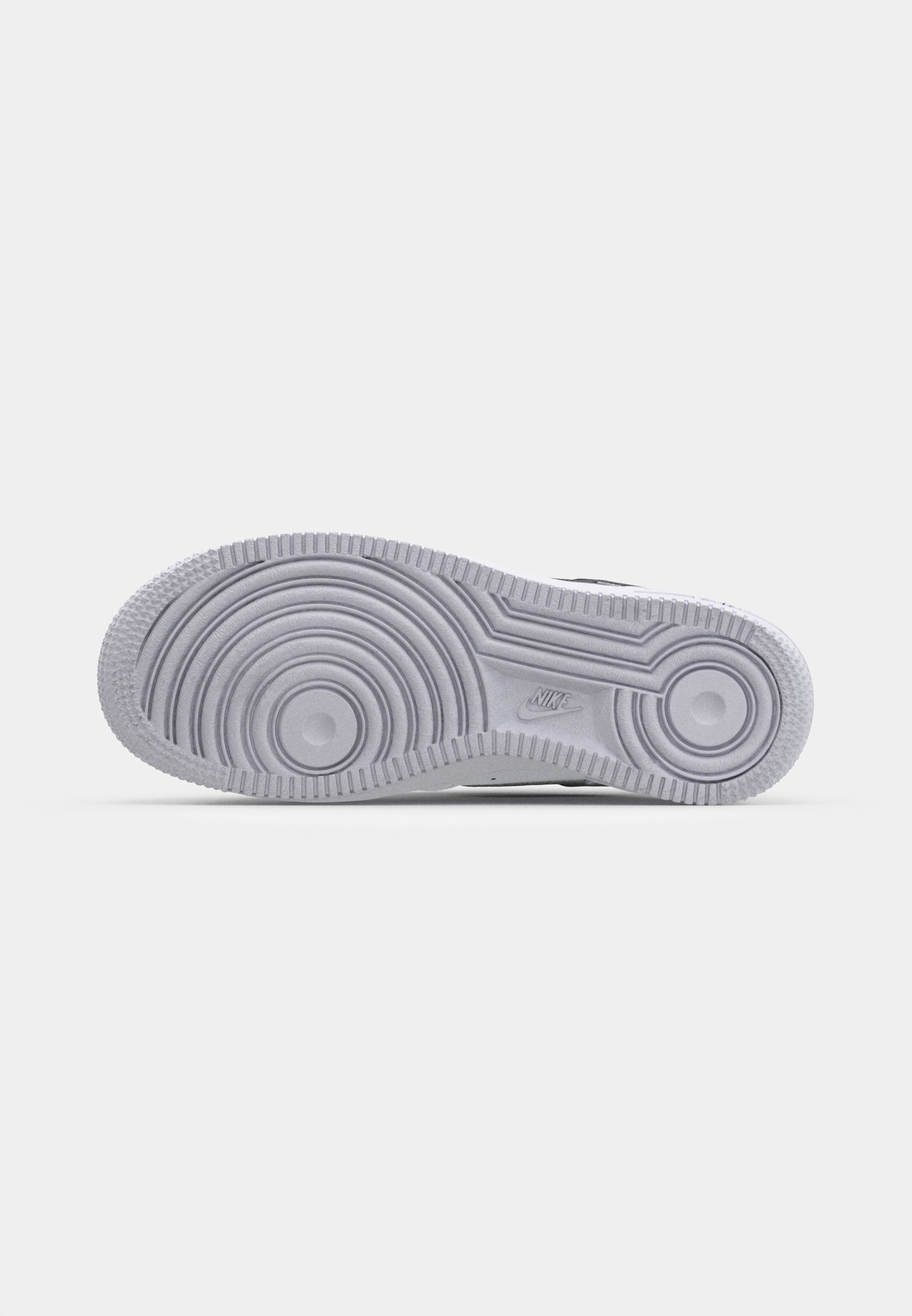 AIR FORCE 1 07 - Trainers - white/black