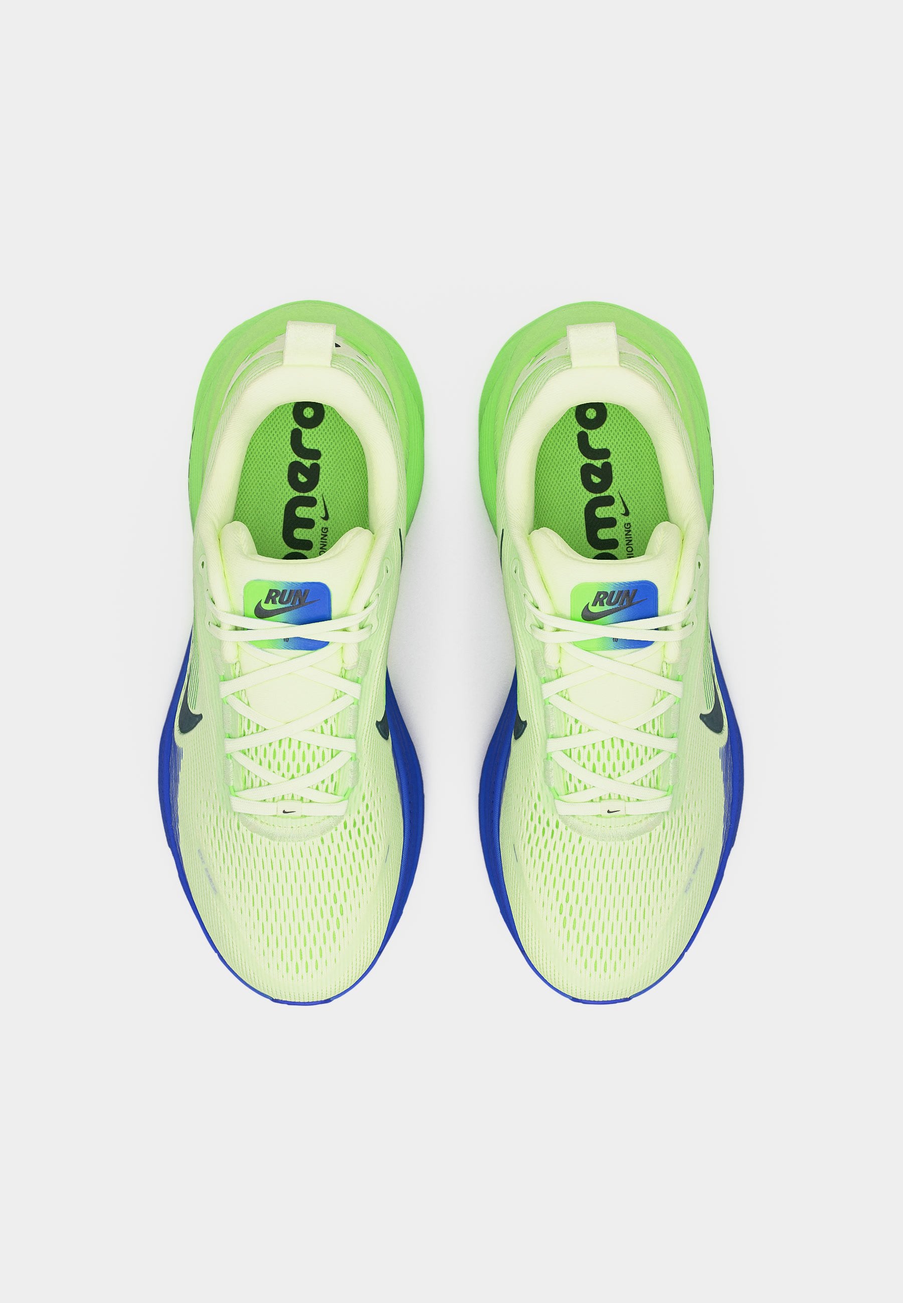 VOMERO UNISEX - Road running shoes - white/black spruce/volt tint/sapphire/lime blast