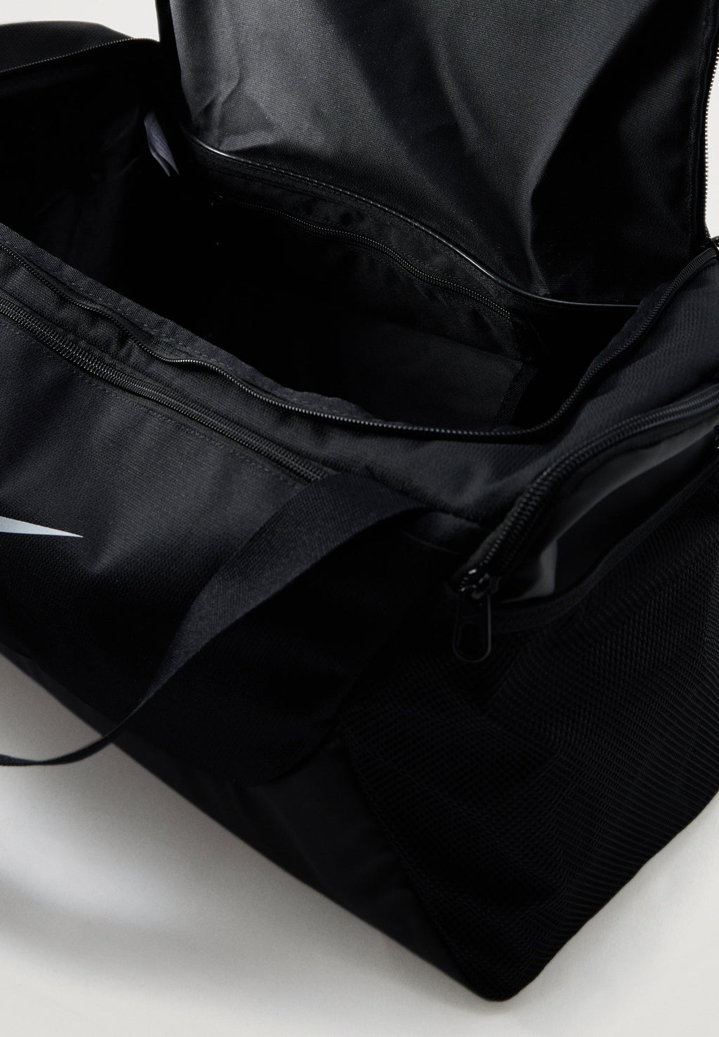 NK BRSLA S DUFF - X UNISEX - Sports bag - black/white