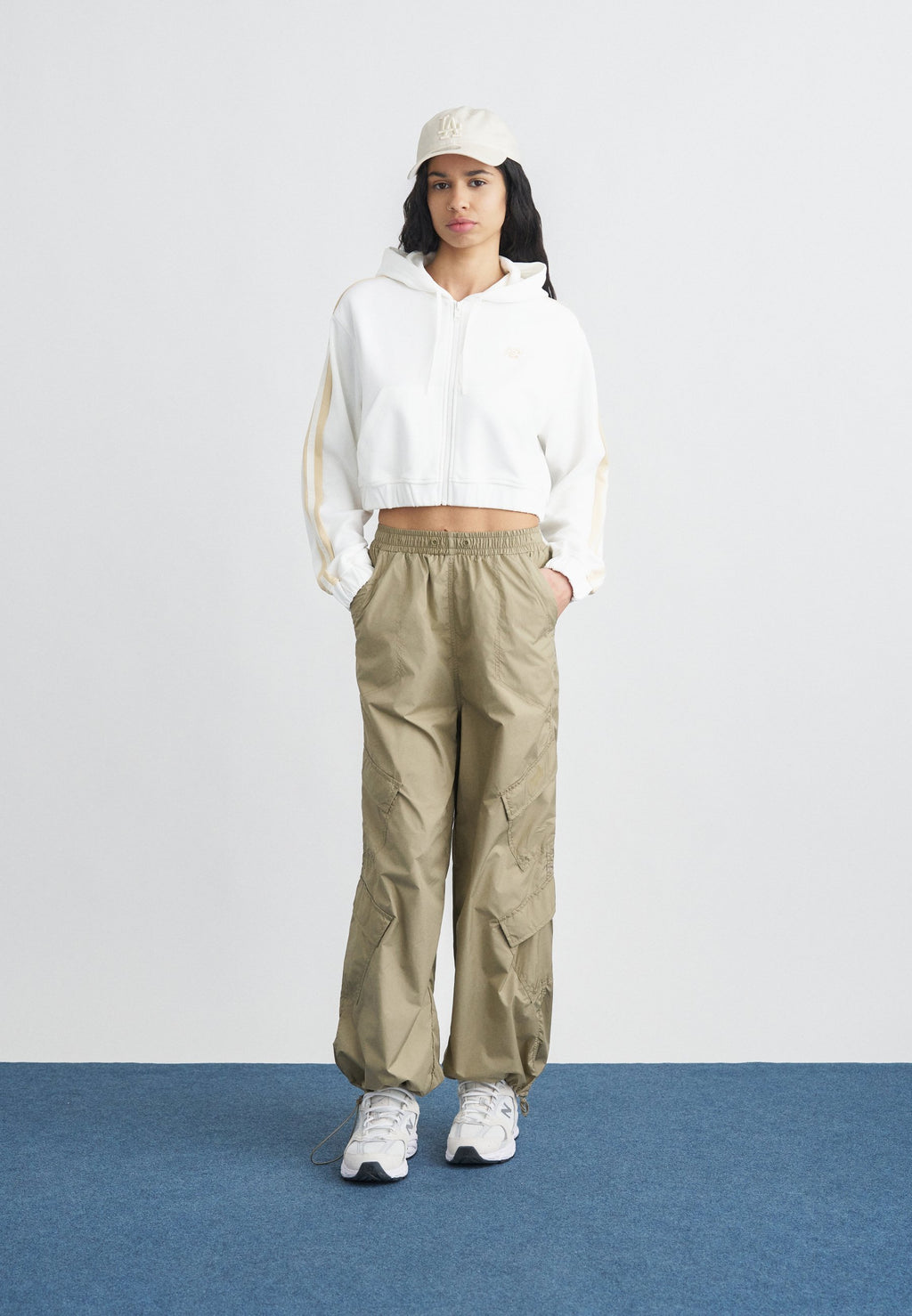 FULL ZIP - Zip-up sweatshirt - sea salt